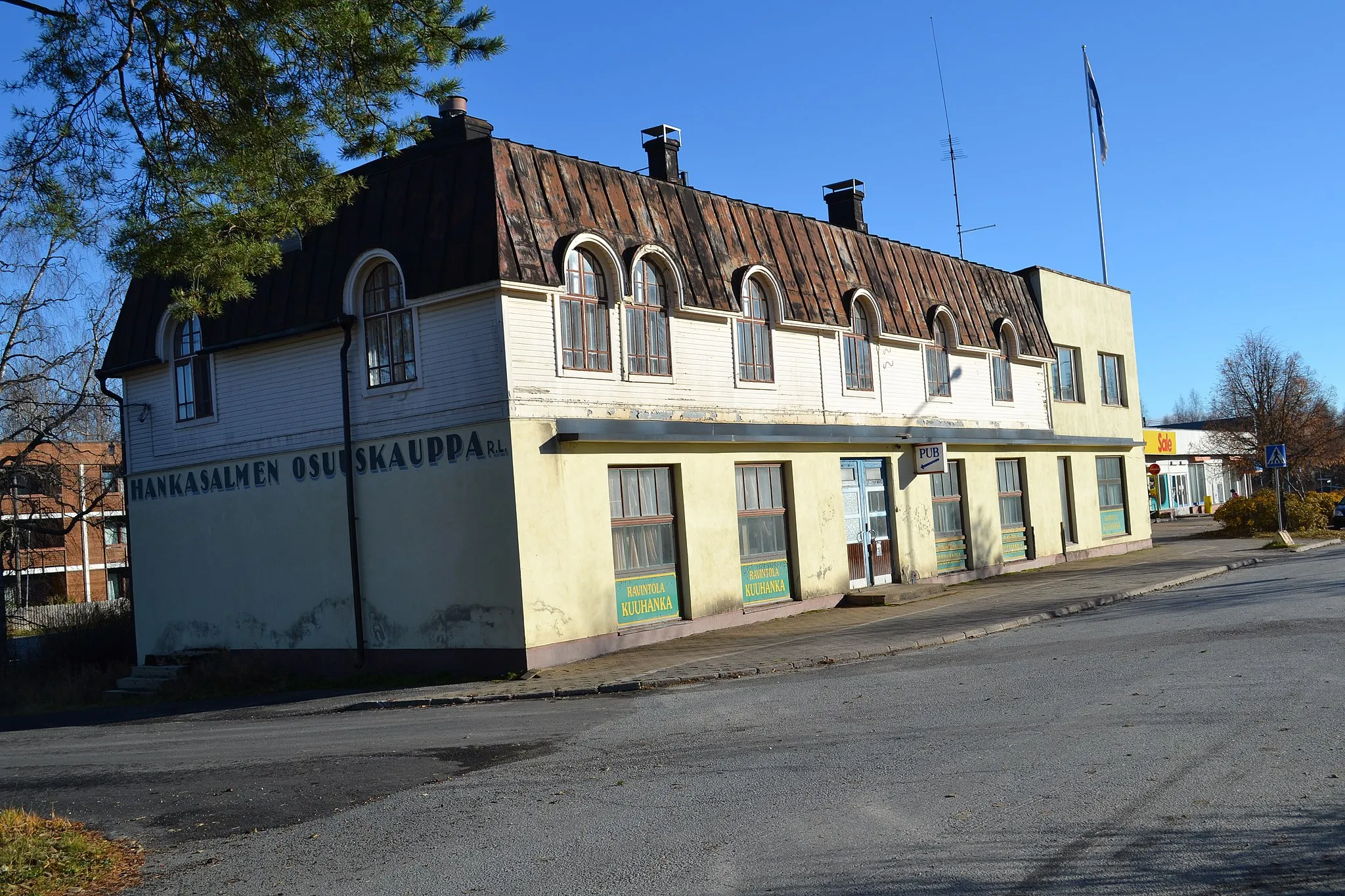 Photo showing: Former co-operative store in Hankasalmi