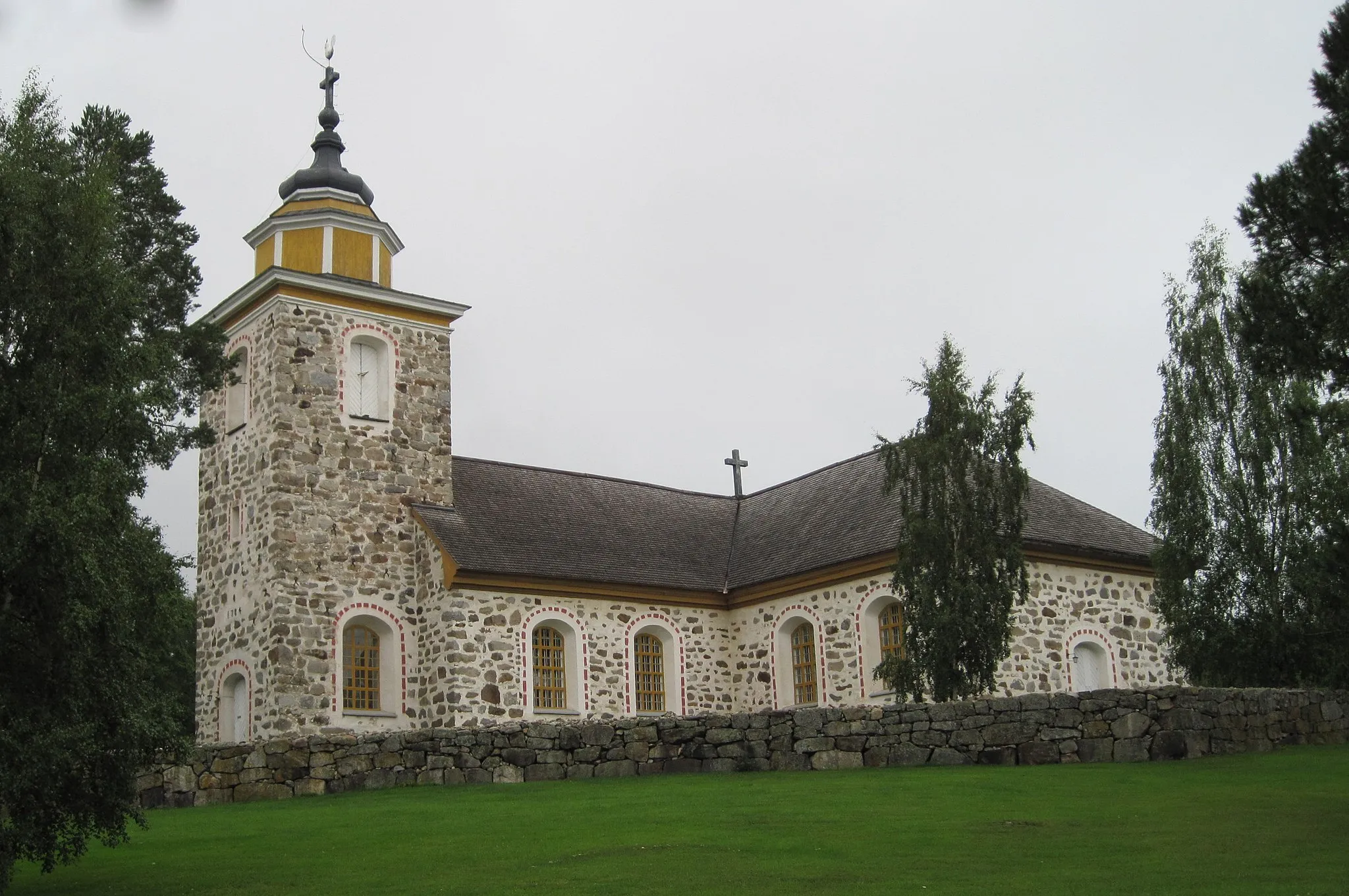 Photo showing: Munsala Church in Nykarleby, Finland