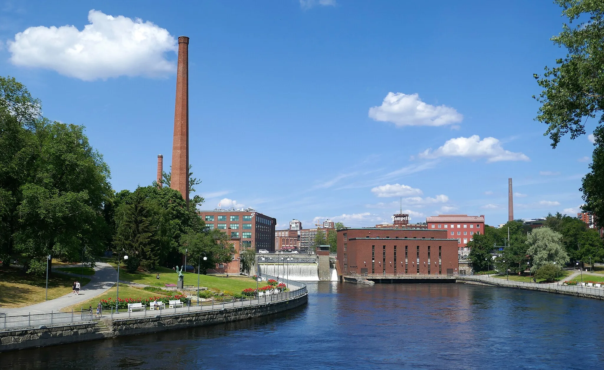 Photo showing: Keskikosken voimalaitos Tammerkoskella Tampereella.