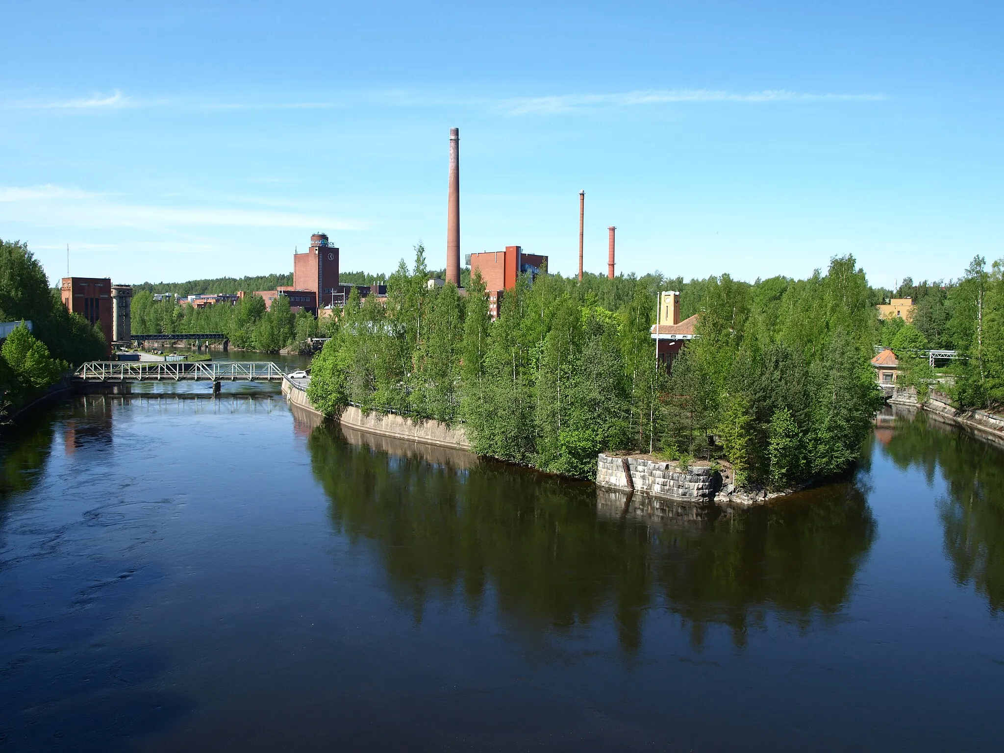 Photo showing: River Nokianvirta near the town centrum in Nokia.