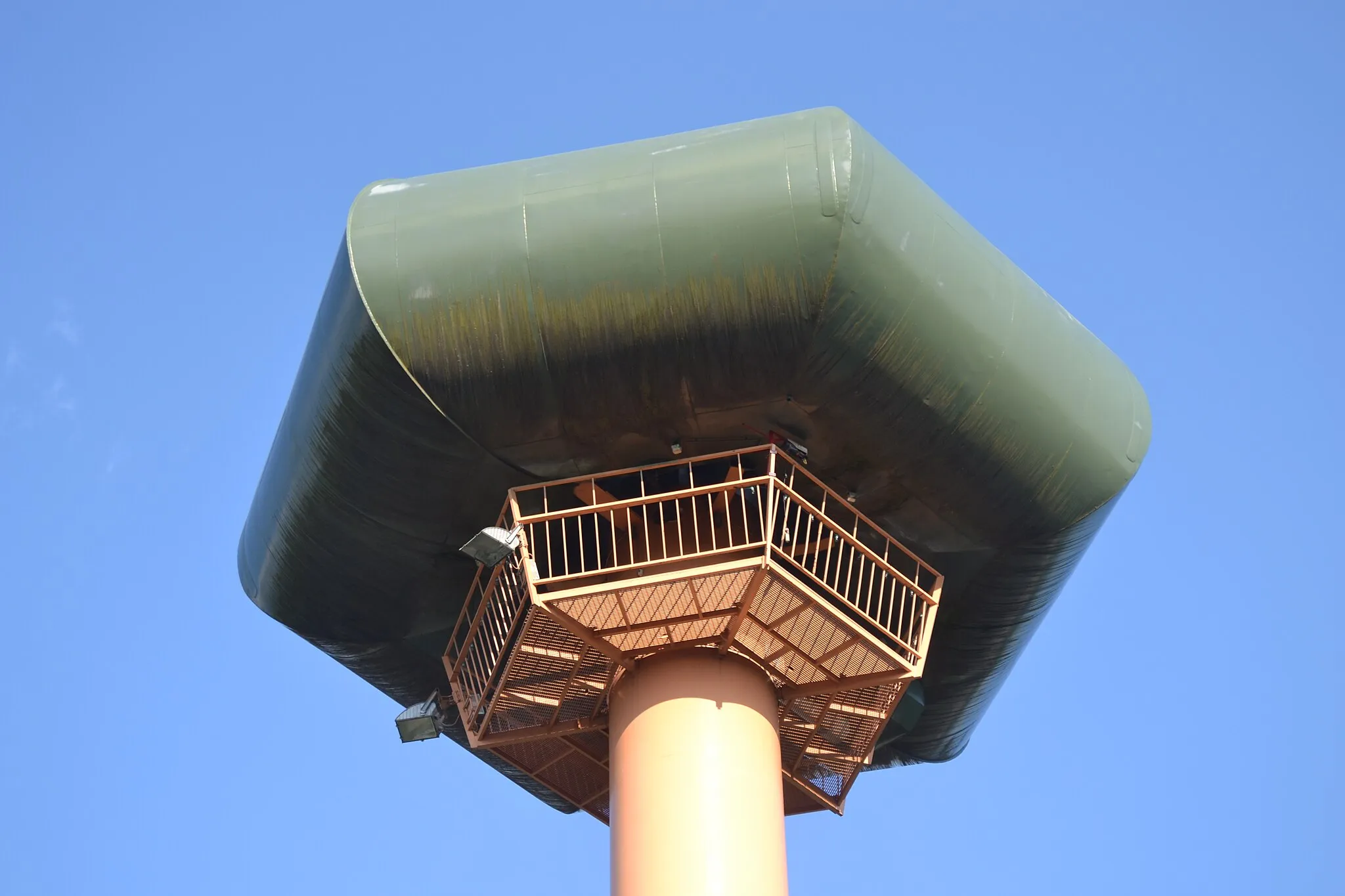 Photo showing: Container of Parkano water tower in Finland