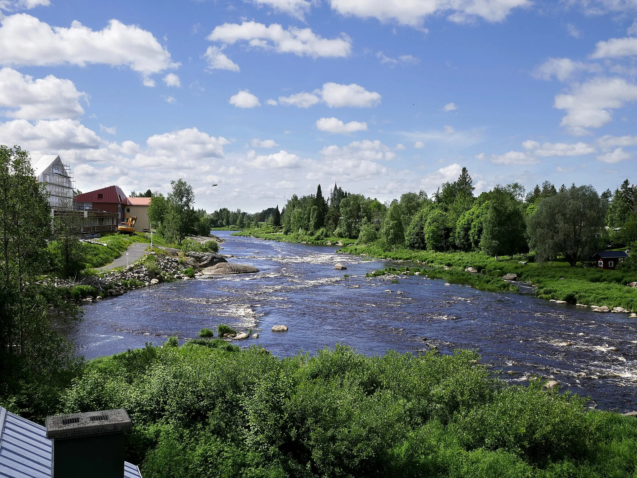 Photo showing: Kyrönjokea Ylistarossa.