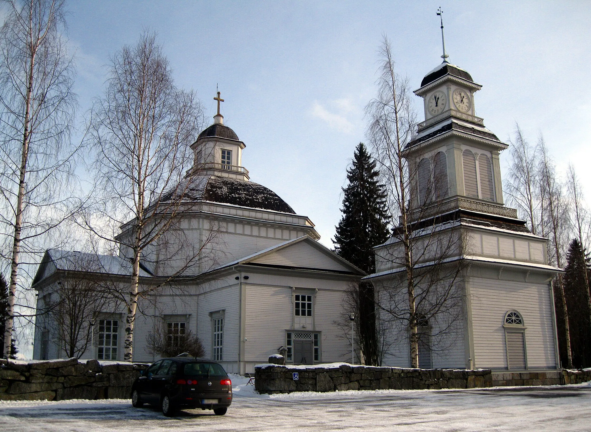 Photo showing: Alajärvi Church, 2015.