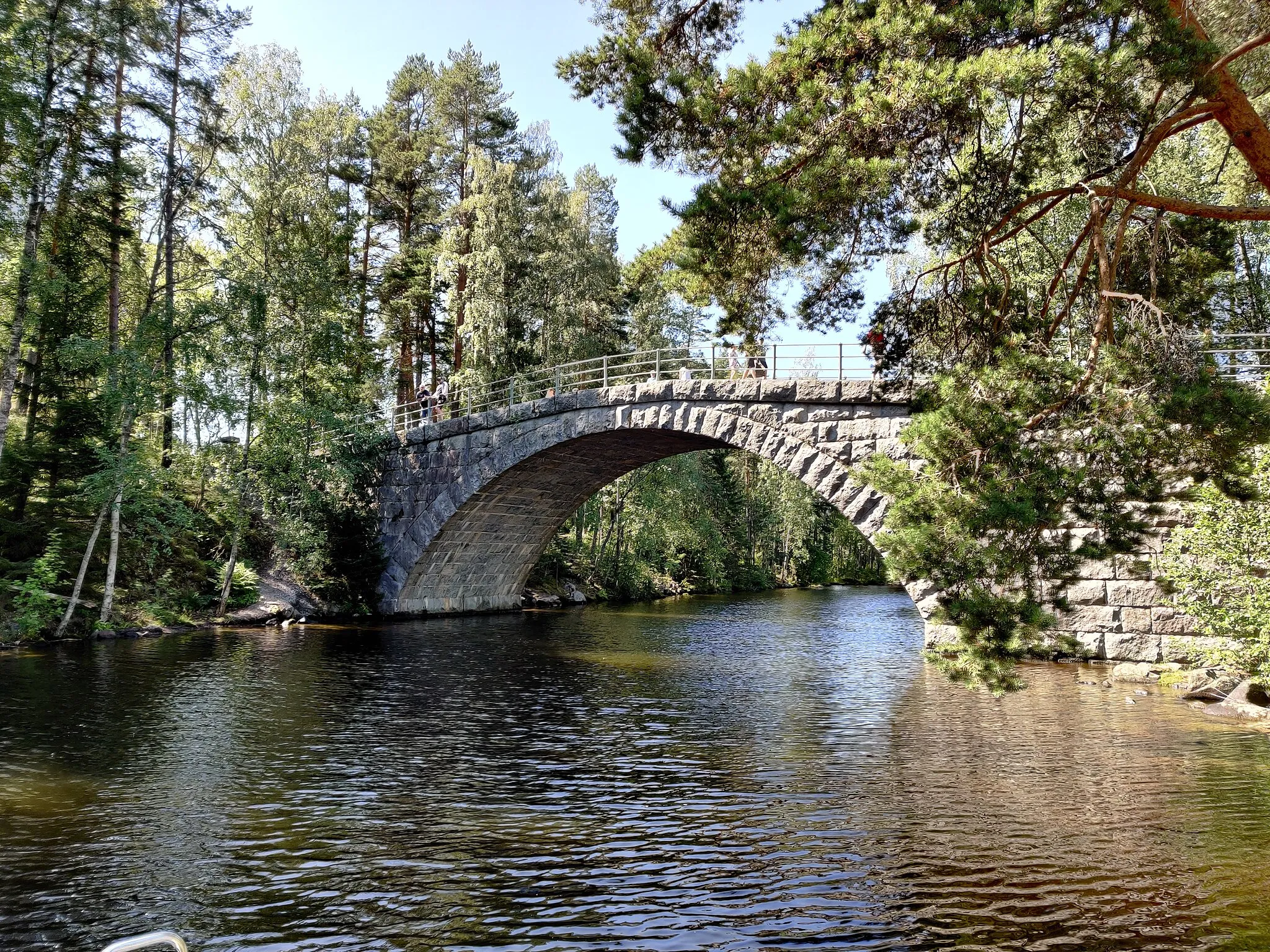 Photo showing: Aunessilta bridge