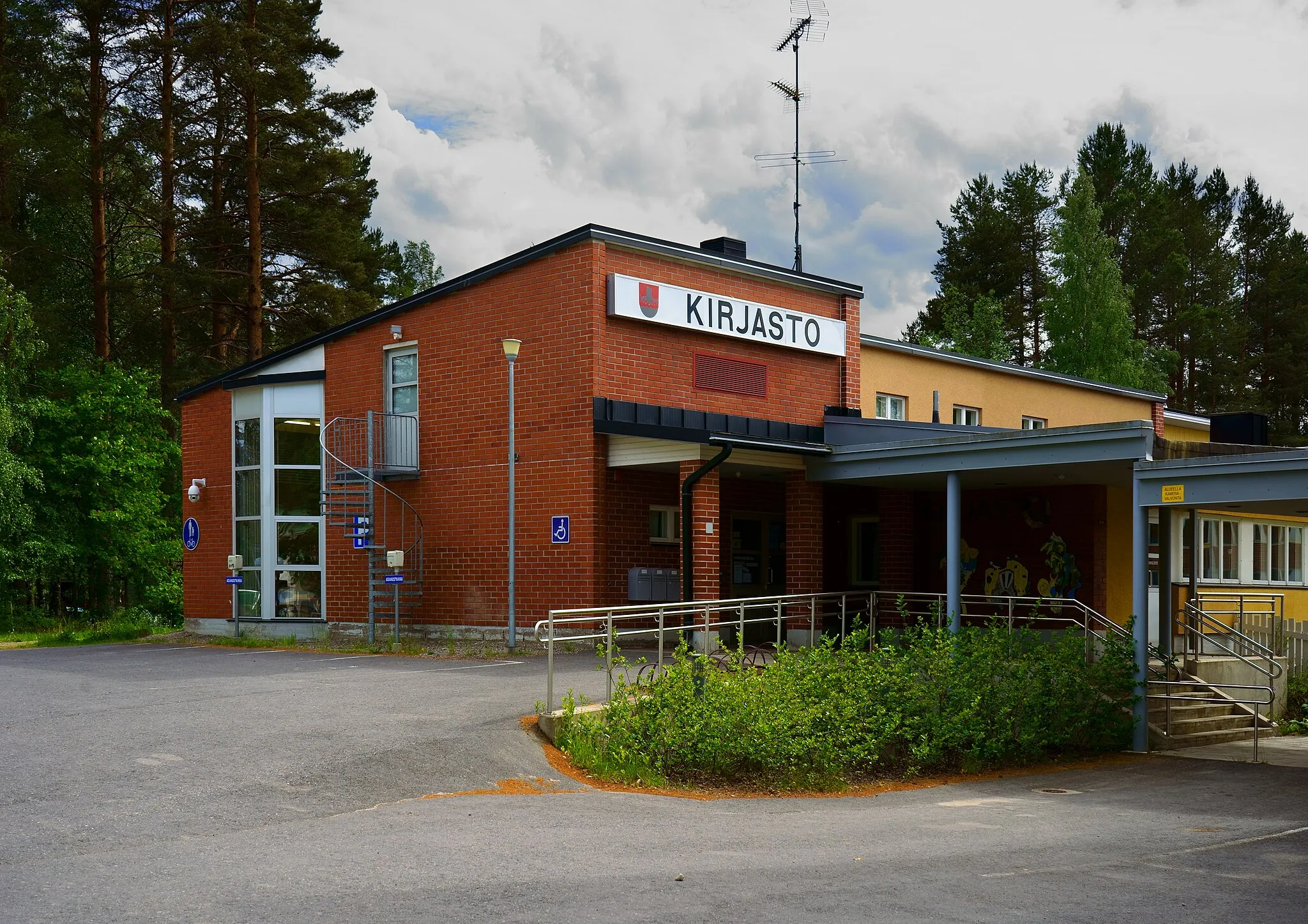 Photo showing: Library in Kannonkoski, Finland.