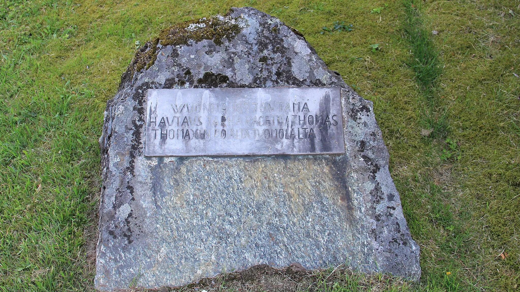 Photo showing: Memorial stone of graveyard and church donation in Virttaa, Loimaa, Finland.