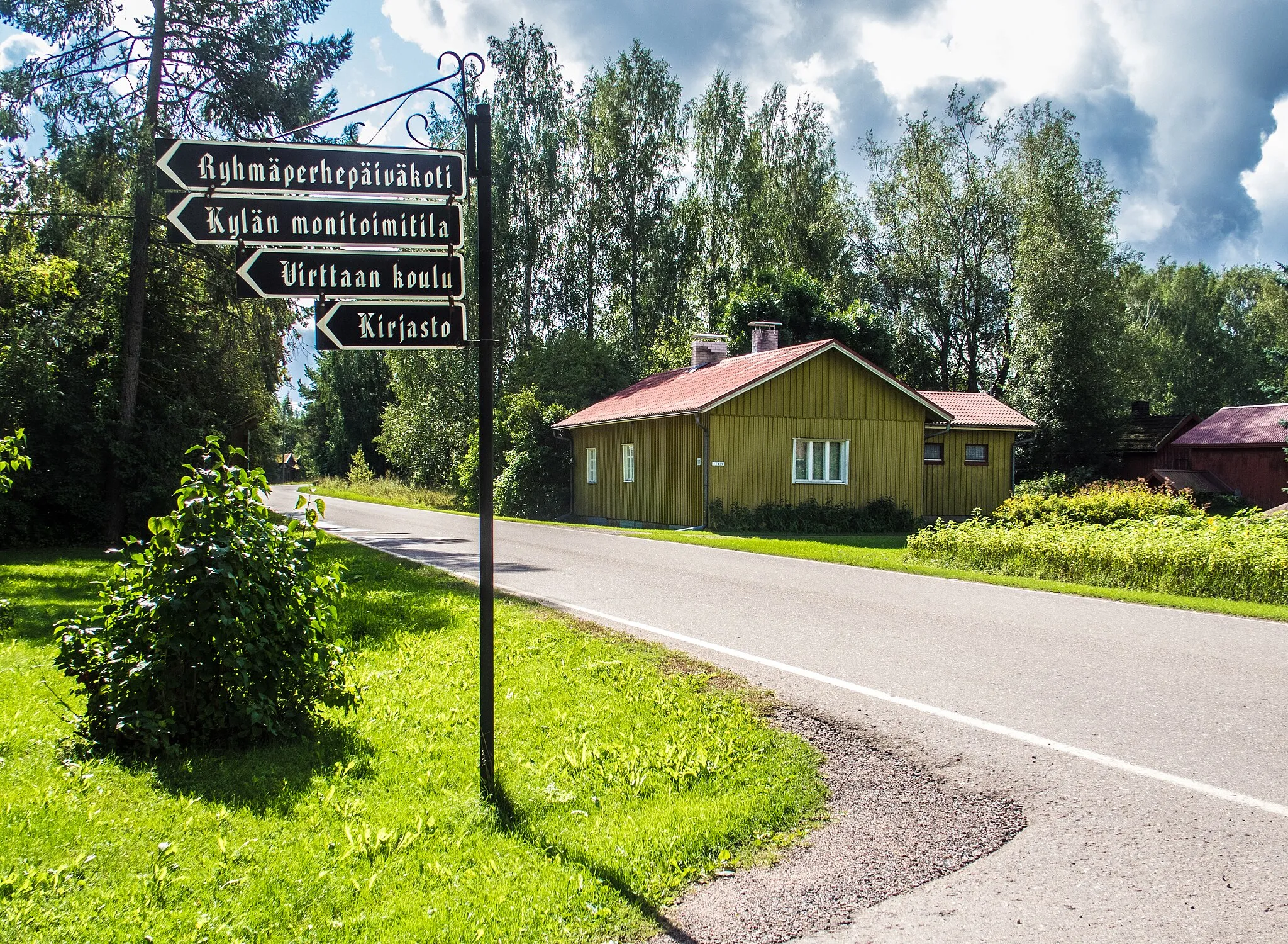 Photo showing: Virttaanraitti road (local road 12577) in Virttaa, Loimaa, Finland.