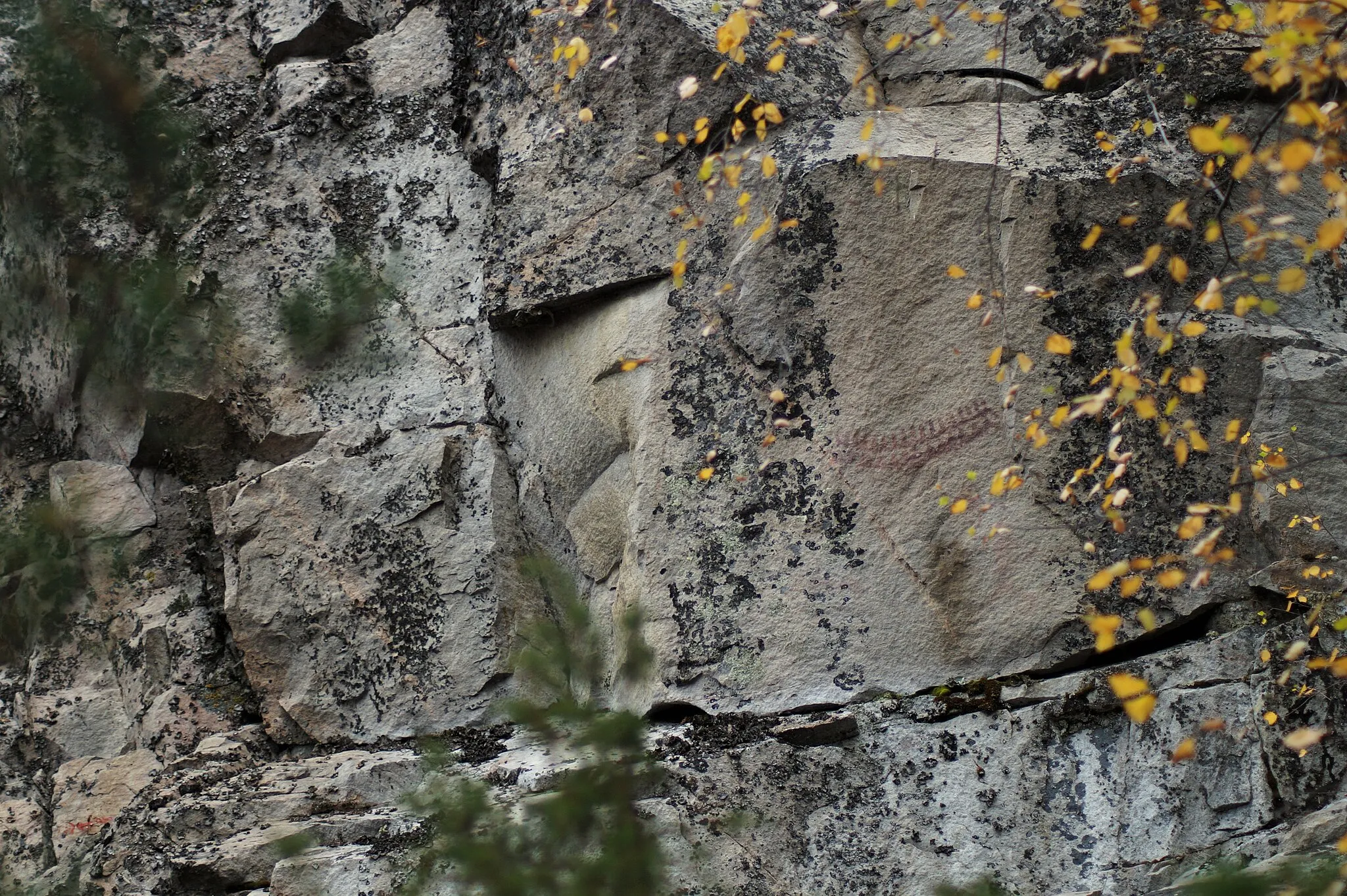 Photo showing: This is a photo of a monument in Finland identified by the ID 'Saraakallio rock paintings' (Q11892472)