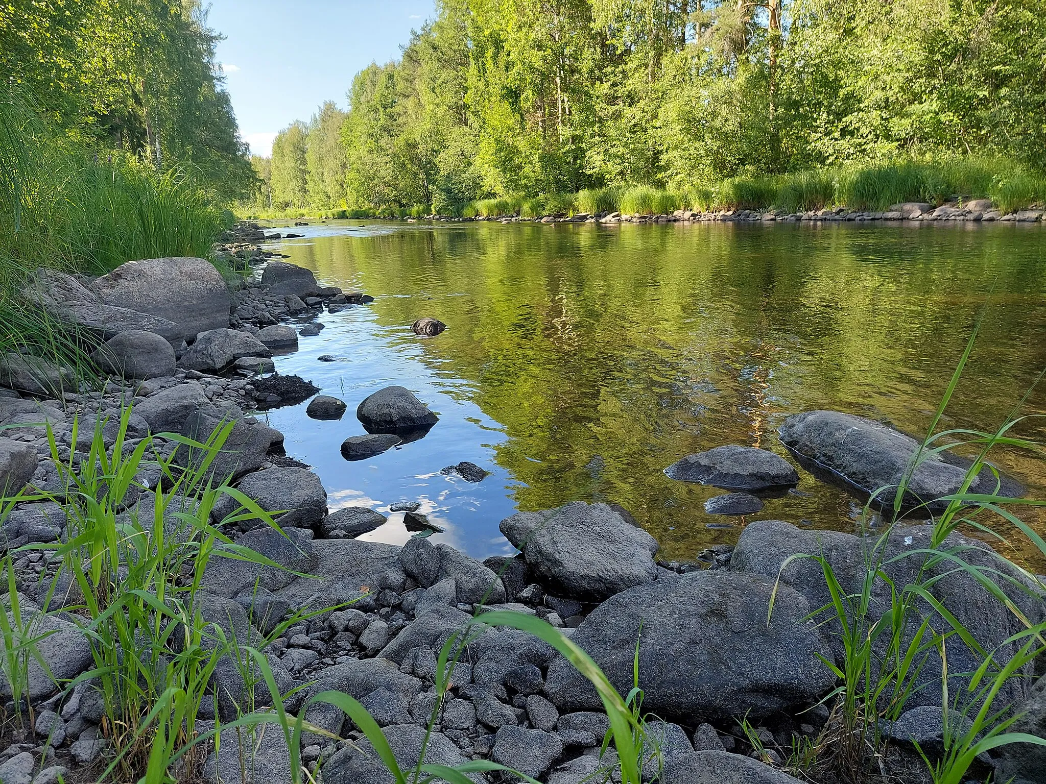 Photo showing: Upstream of Pitkäkoski at river Matkusjoki