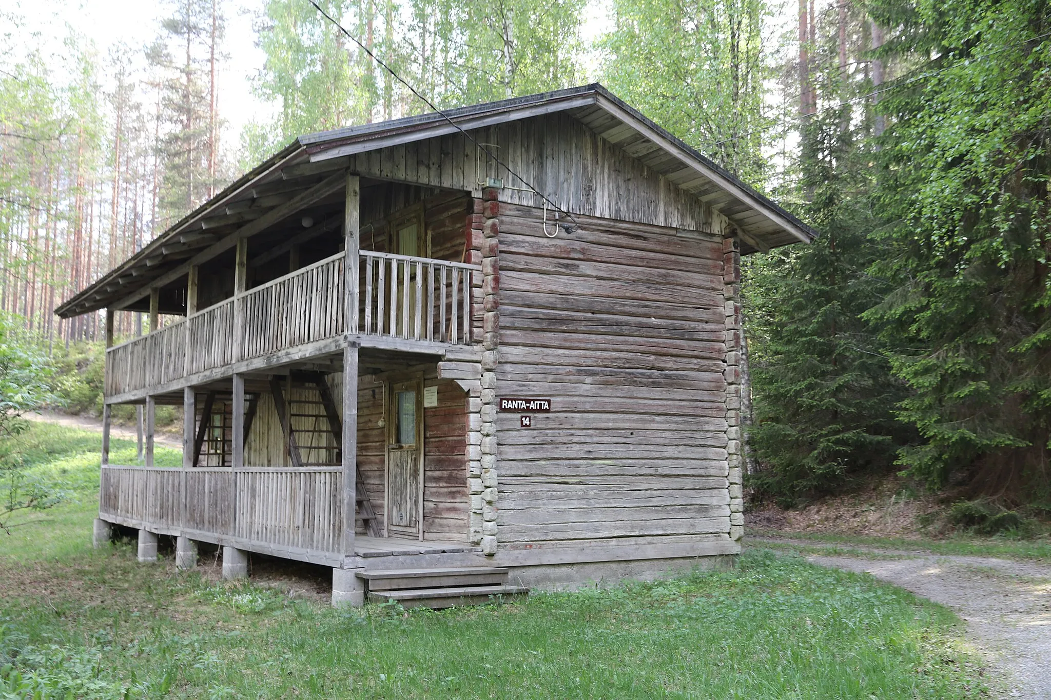 Photo showing: One of the huts in Oronmylly.