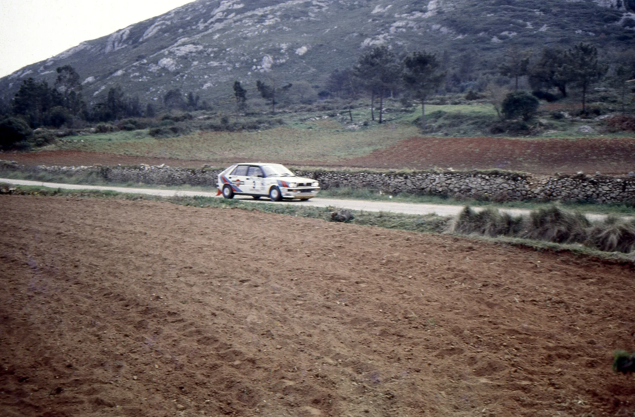 Photo showing: 21º Rallye de Portugal - Vinho do Porto 1987 - PEC Montejunto - 11MAR1987 a 14MAR1987