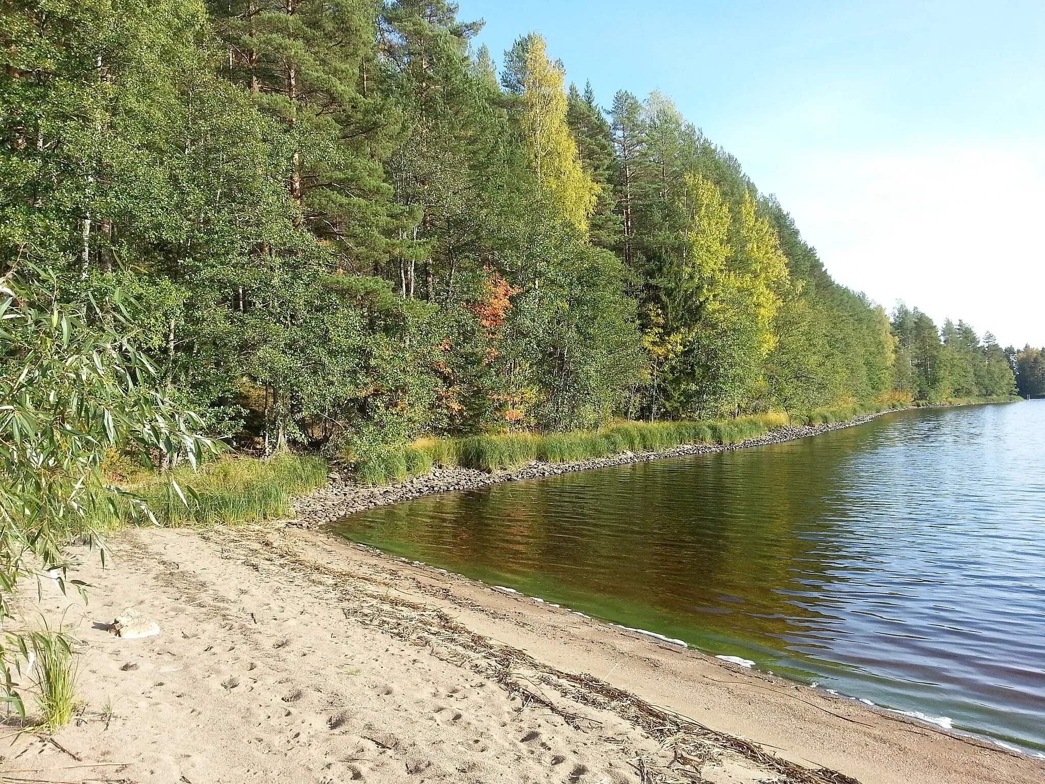 Photo showing: This is a photo of a monument in Finland identified by the ID 'Keskisaari' (Q65104095)