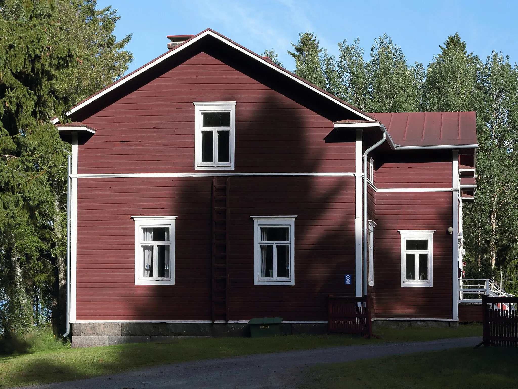 Photo showing: The main building of the Varjakka Manor in Oulu was built in 1900.