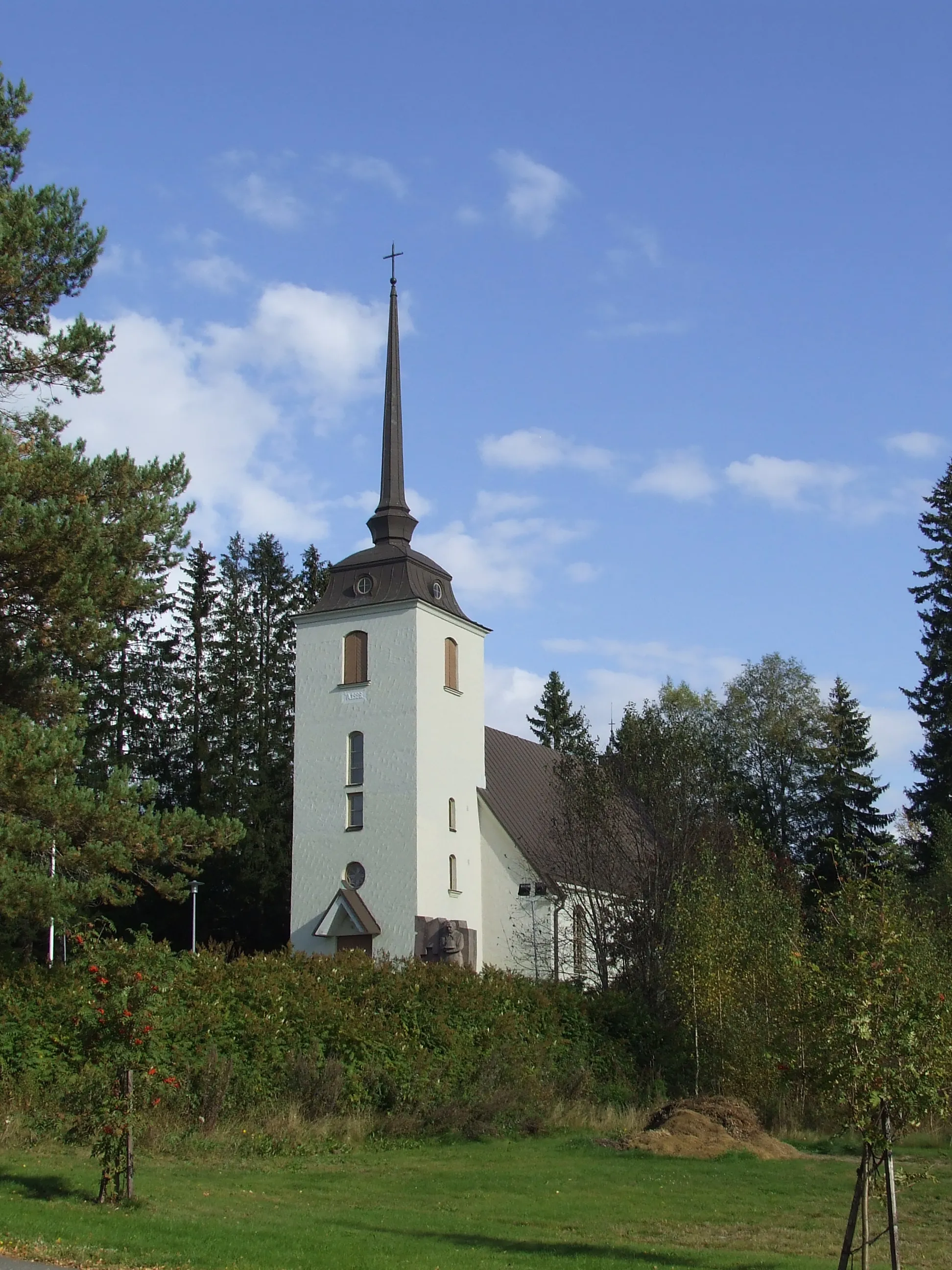 Photo showing: Pyhäselkä Church in Joensuu, Finland.