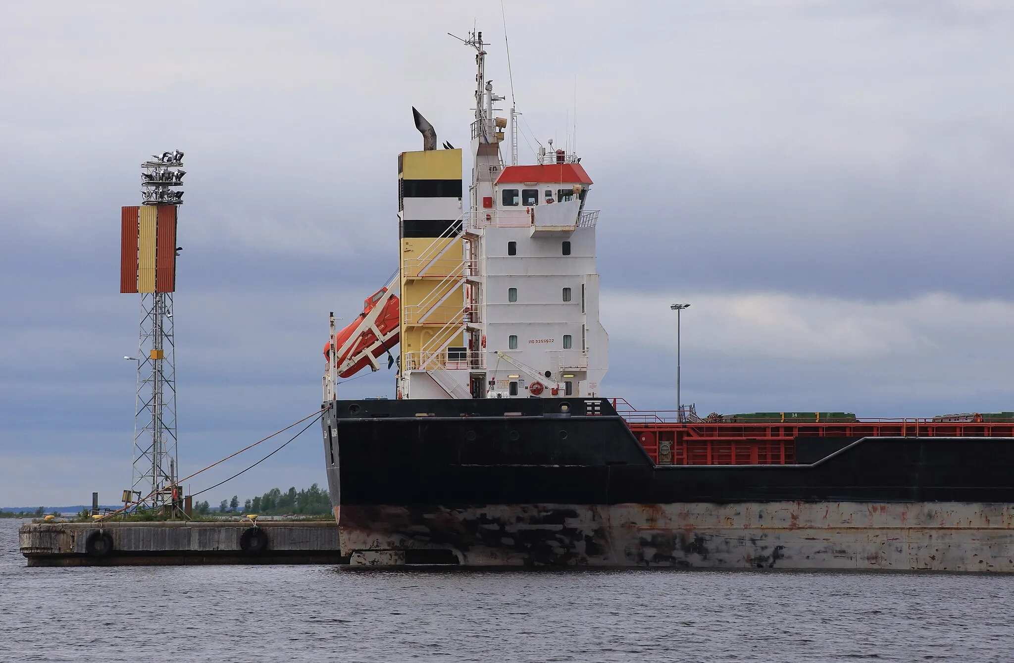 Photo showing: Cargo ship Lucina at berth in the Port of Kemi.