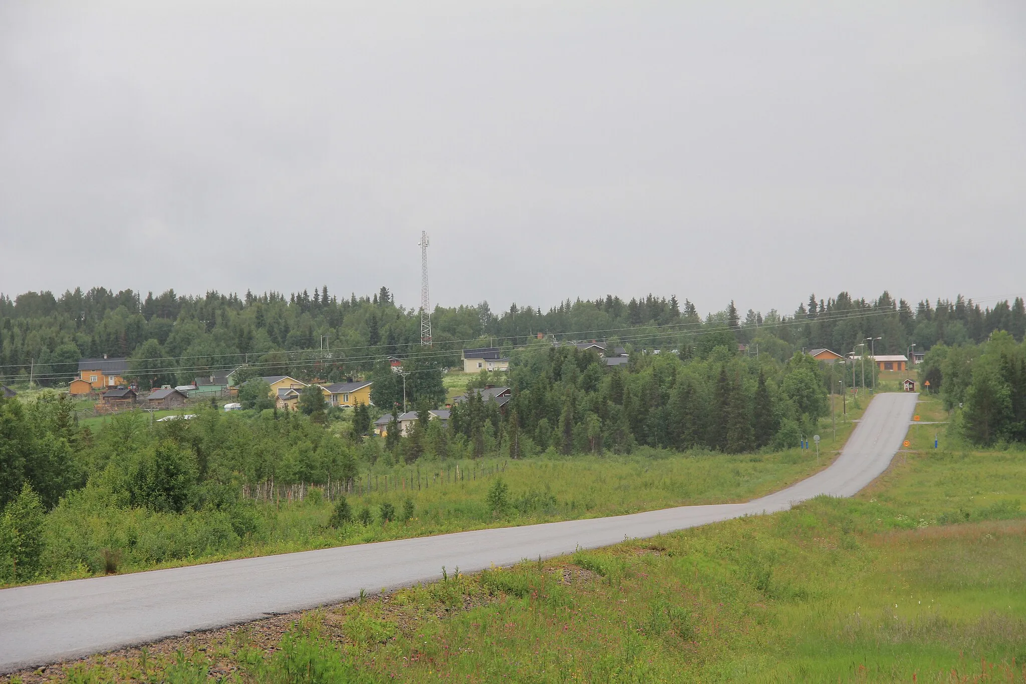 Photo showing: Raattama village, Kittilä, Finland, seen from south.