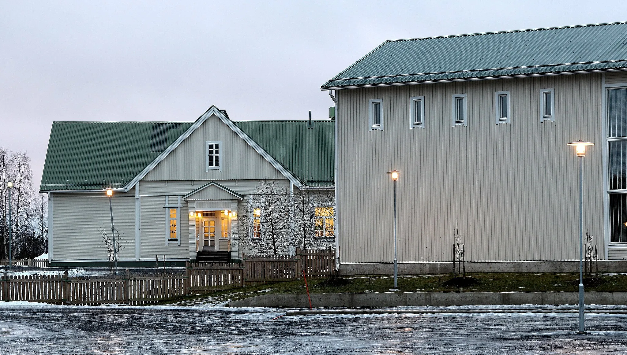 Photo showing: The Alakylä School in Oulu.