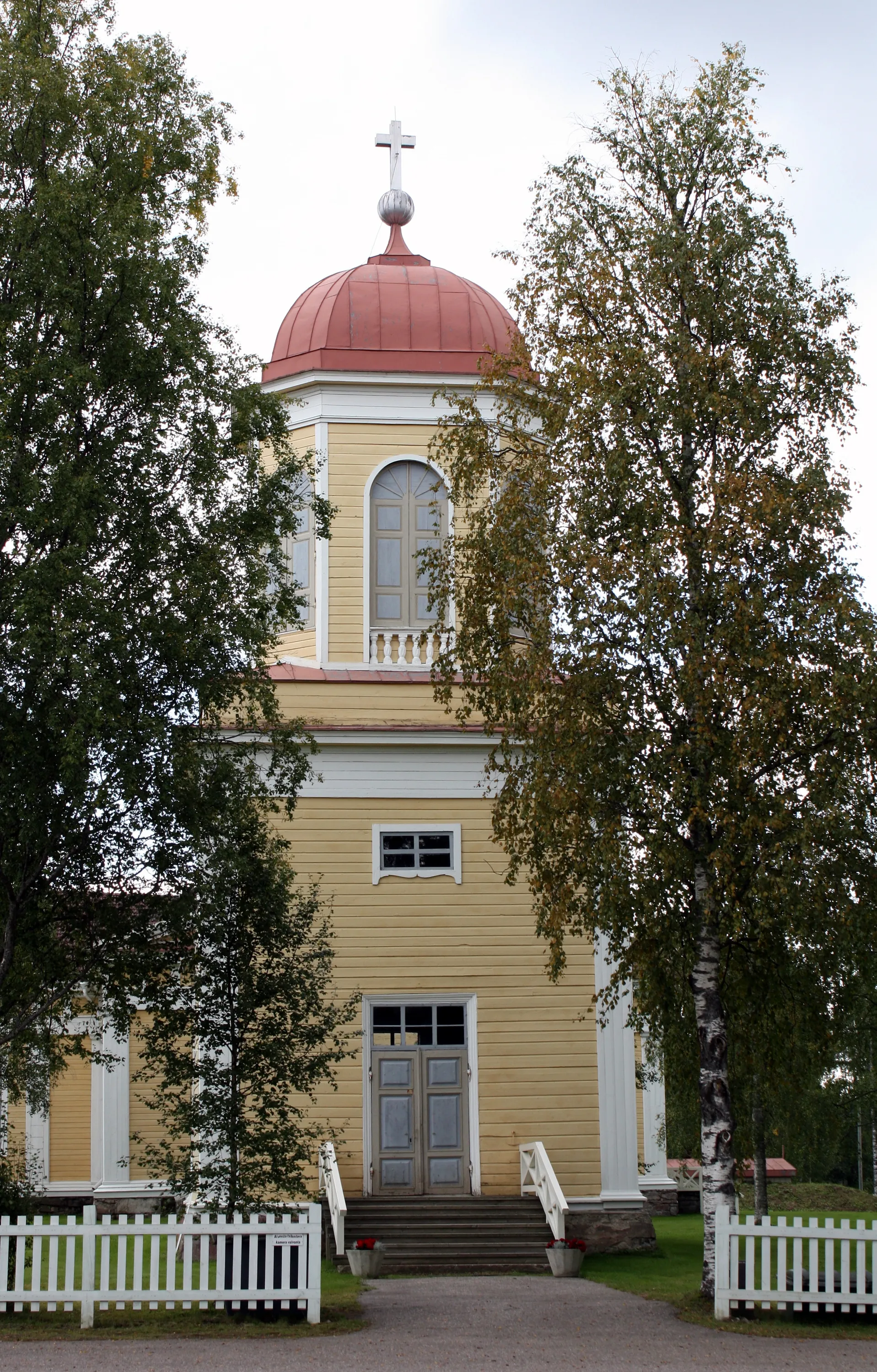 Photo showing: Kärsämäki Church Belfry. It was designed by architect Ernst Lohrmann and built 1842.