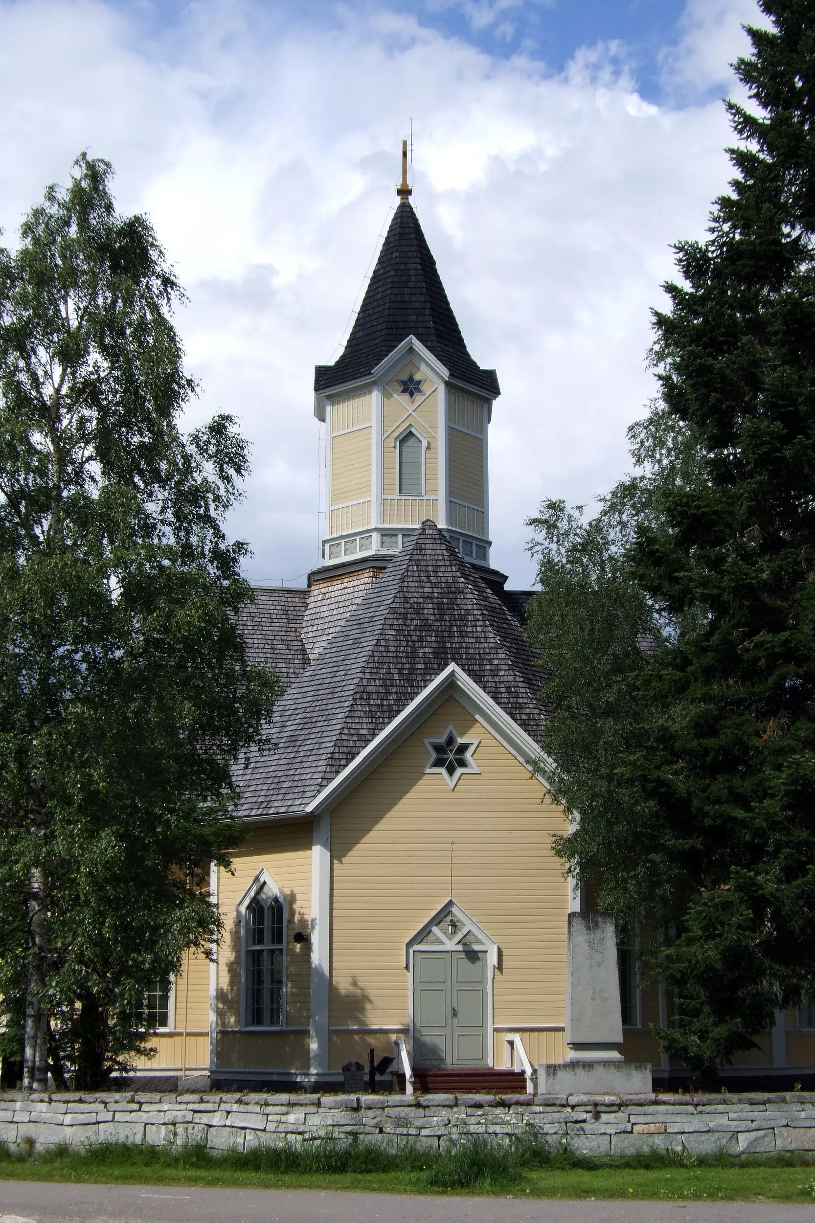 Photo showing: Piippola church in Piippola, Siikalatva, Finland. Completed in 1771. Designed by Simo Jylkkä.