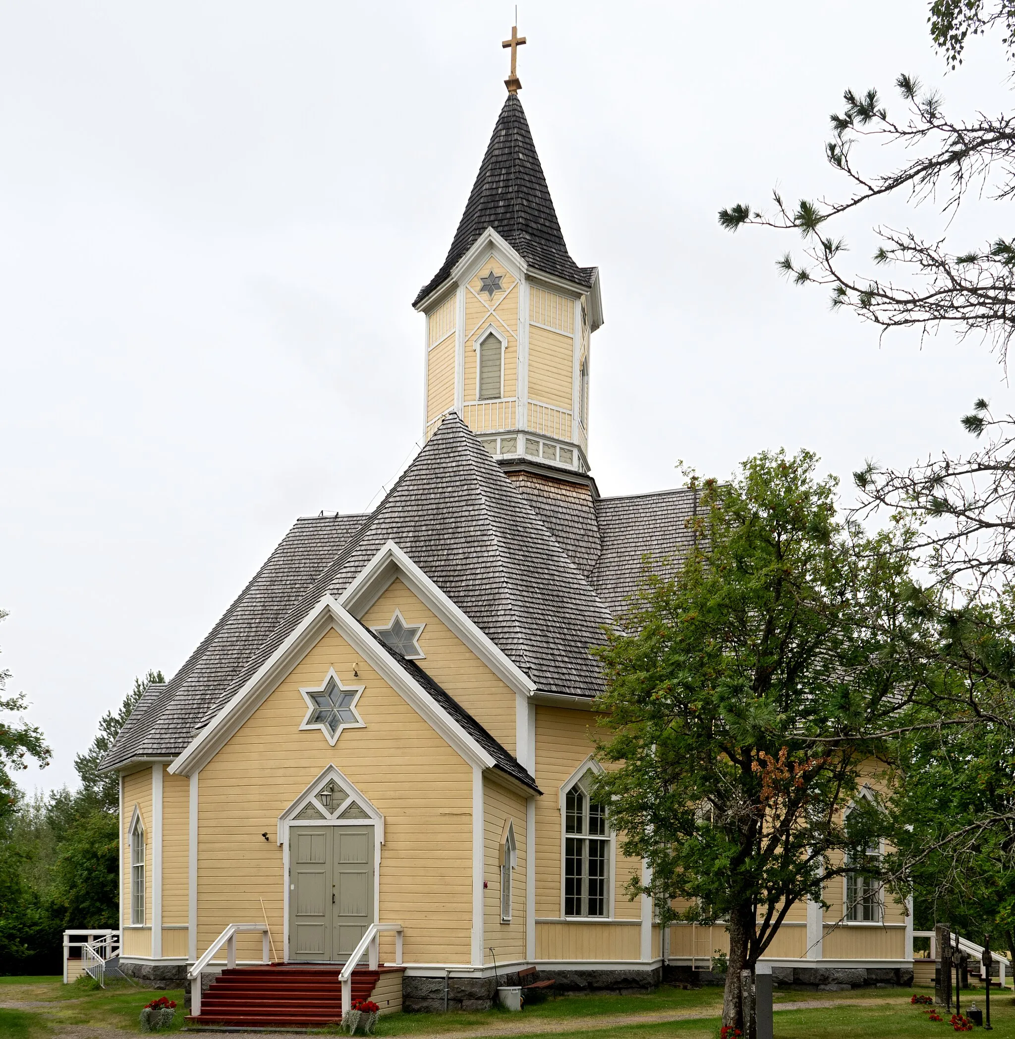 Photo showing: Piippola Church, Siikalatva, Finland.