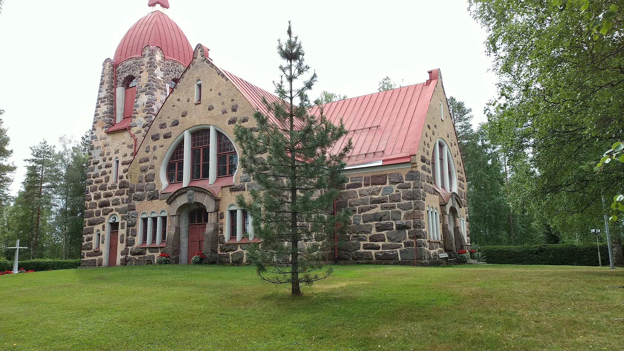 Photo showing: The church of Vuolijoki, Kajaani, in August 2017.