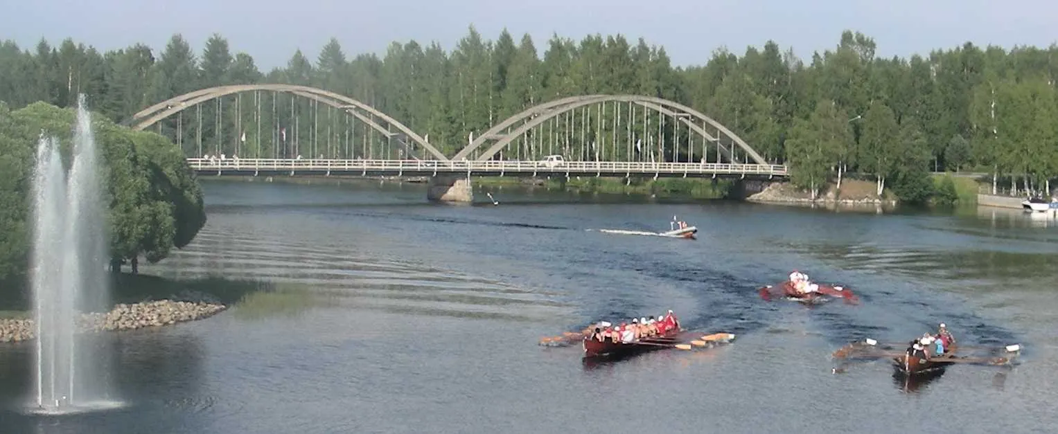 Photo showing: Bridge over Lieksanjoki in Lieksa, Finland