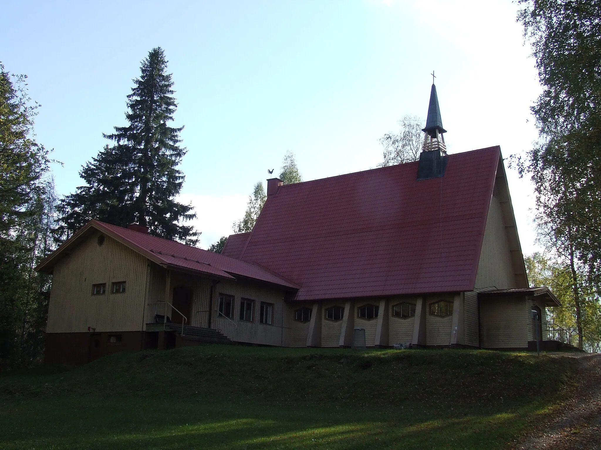 Photo showing: Hoilola Evangelical-Lutheran church in Joensuu, Finland.