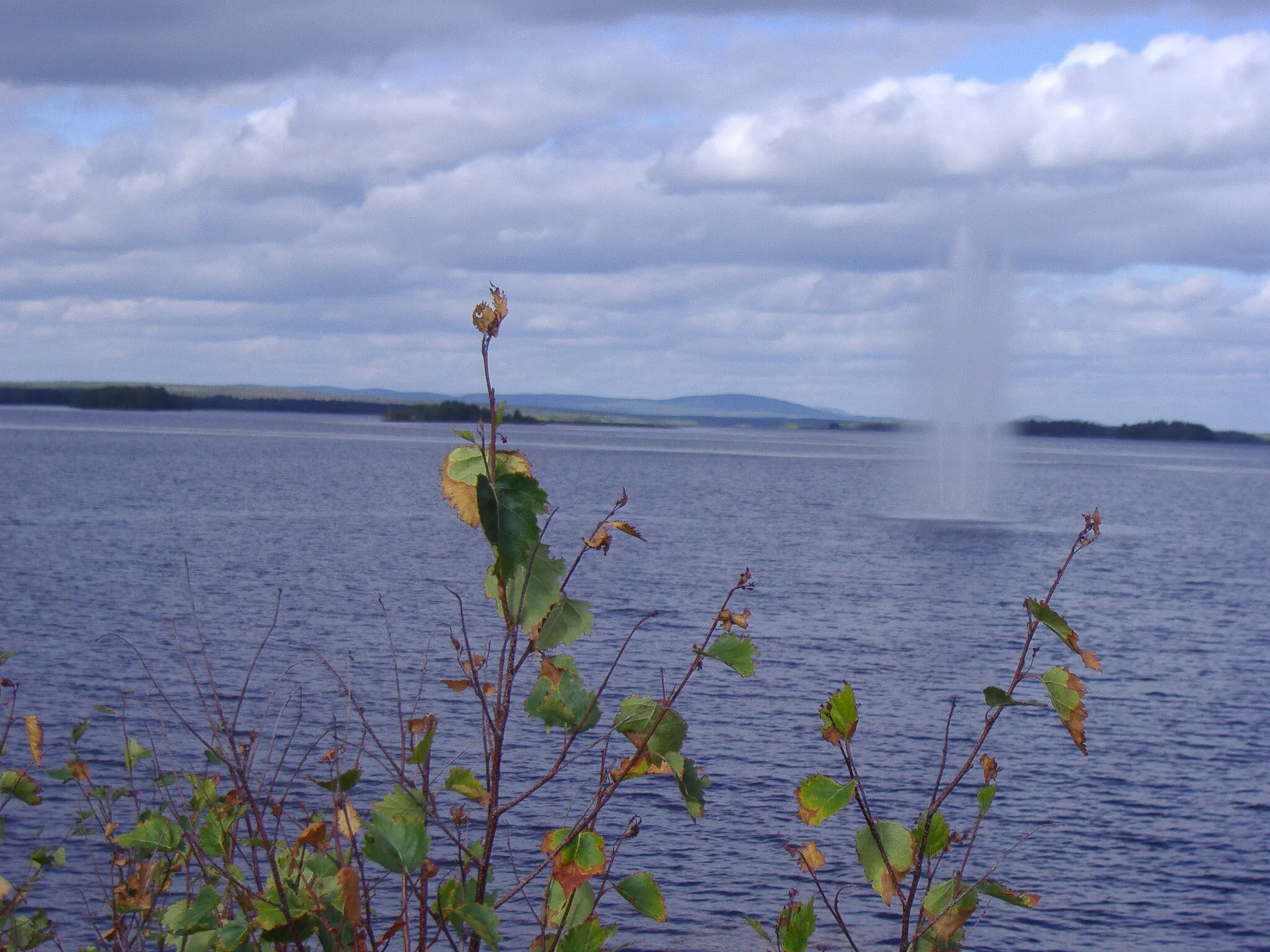 Photo showing: Kemijoki river broadens into lake Kemijärvi at Kemijärvi, Finland