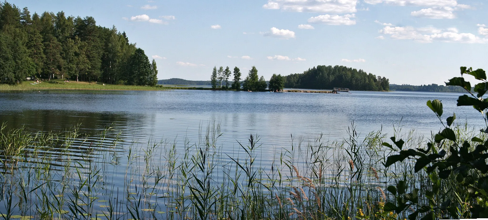 Photo showing: Lake Jukajärvi in Juva, Finland, at background Lehtisaari island.