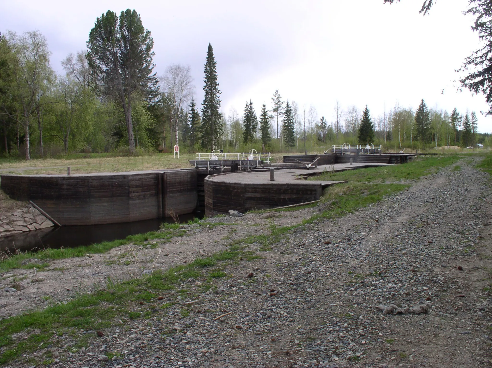 Photo showing: The Saarikoski Canal in Iisalmi, Finland. In use 1906–31, and after restoration since 2003.