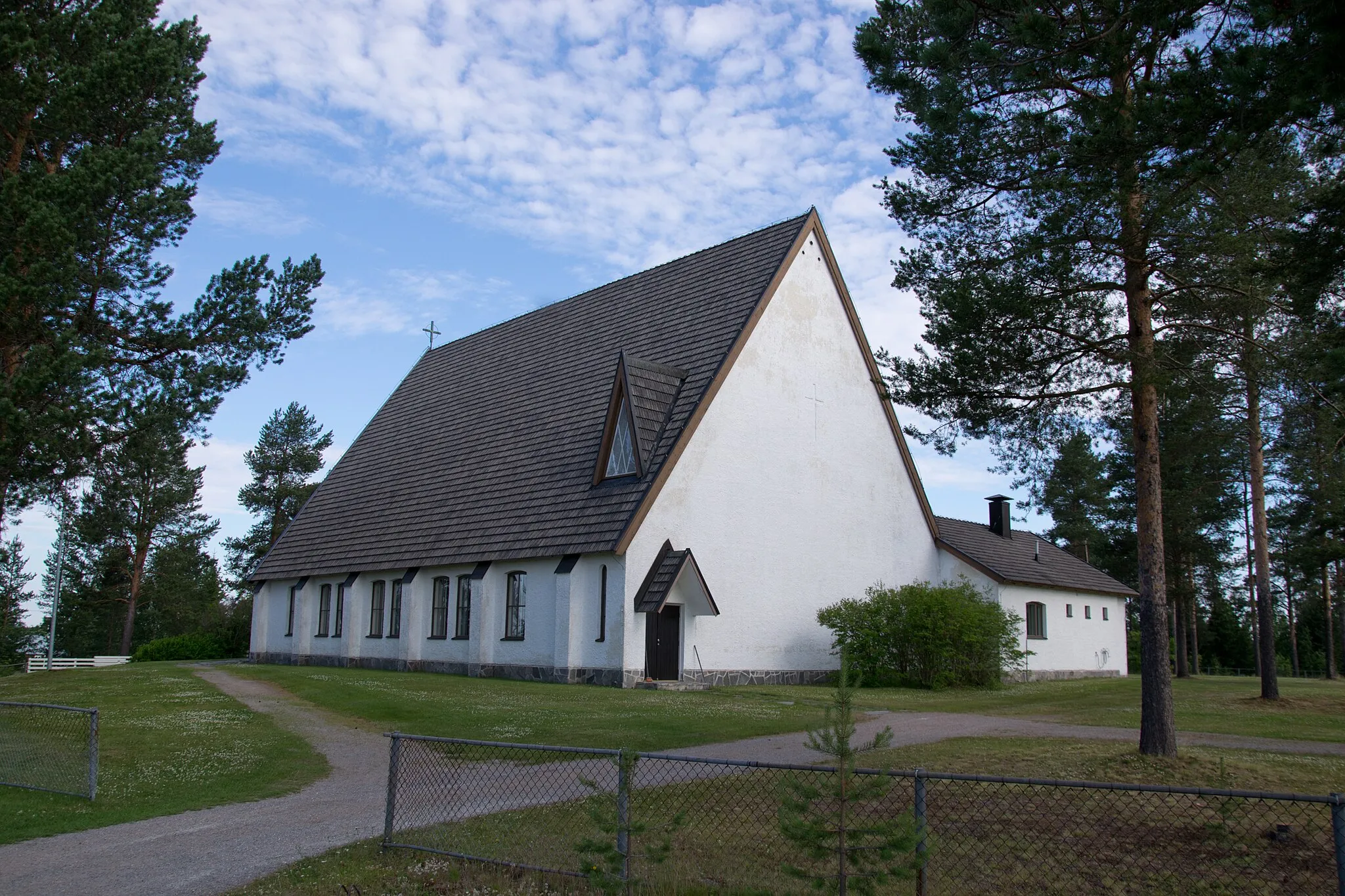 Photo showing: Churh of Pello