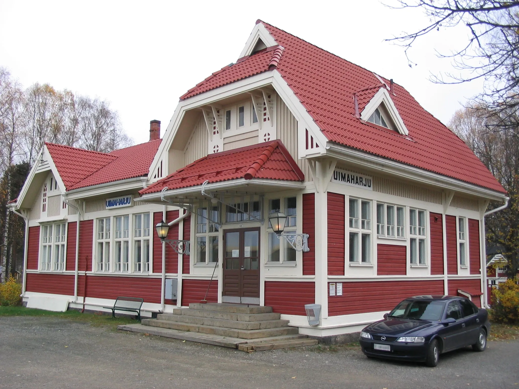 Photo showing: The Uimaharju railway station in Eno, Finland