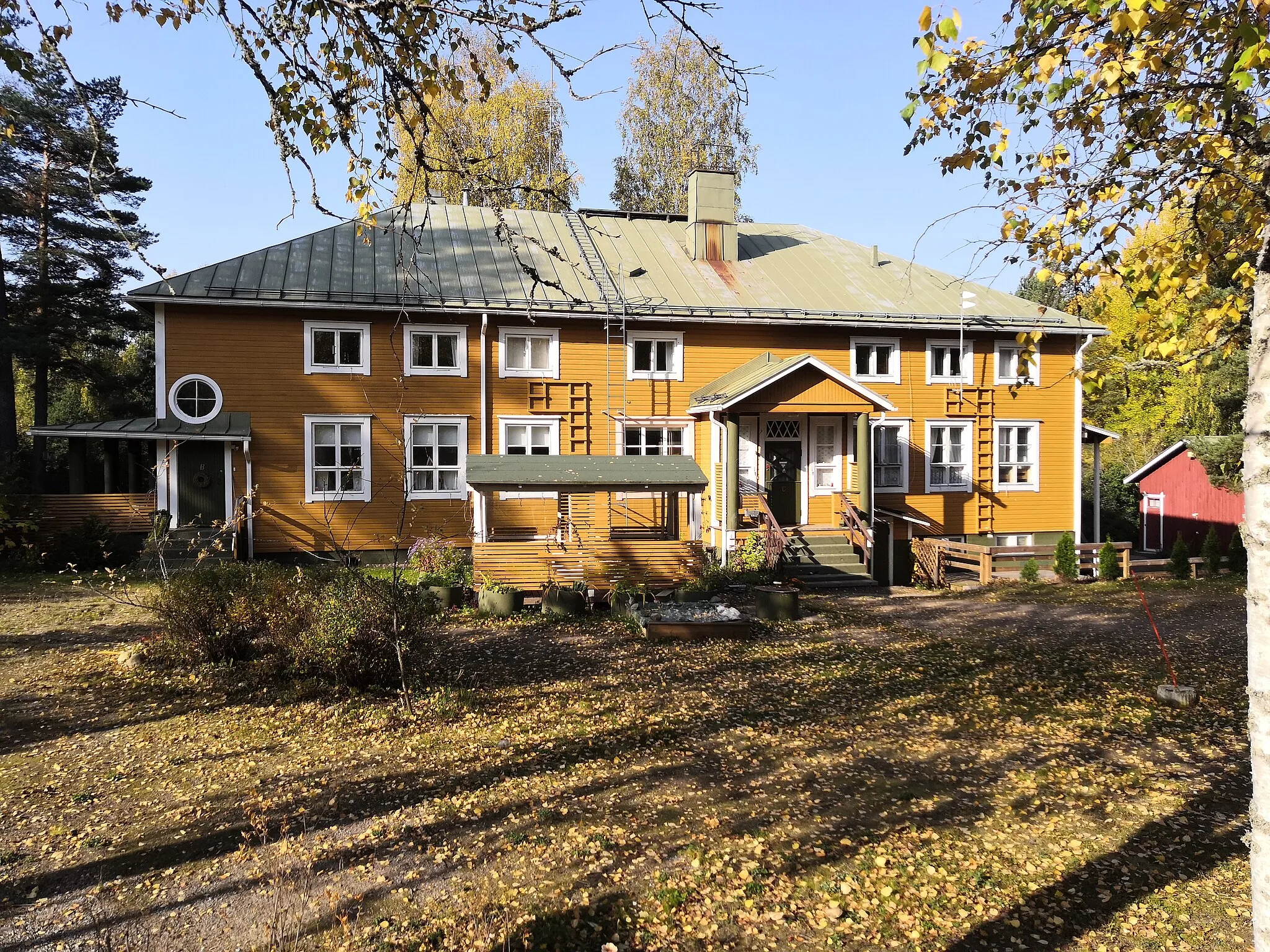 Photo showing: Putikko village, former sawmill community.