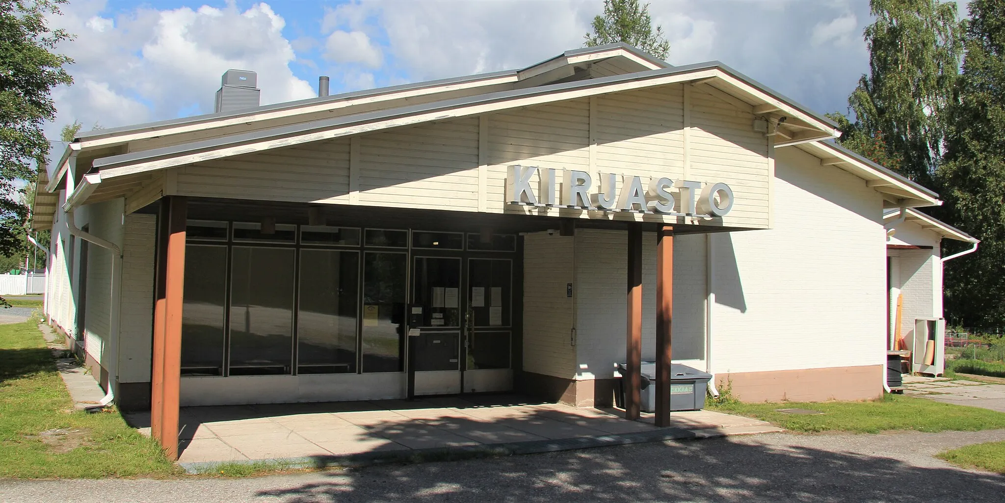 Photo showing: Rautavaara Library is a public library in Rautavaara, Finland.