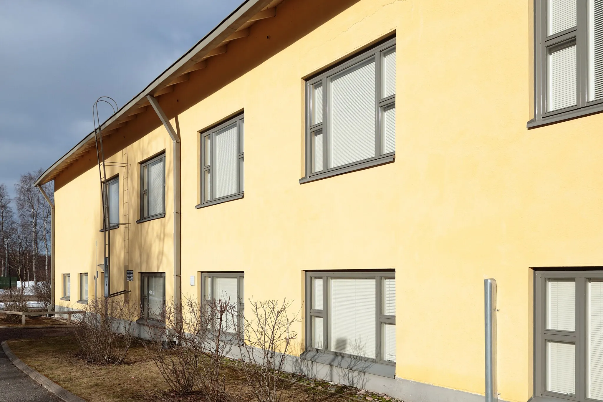 Photo showing: Oulunlahti elementary school in the Kiviniemi district of Oulu.