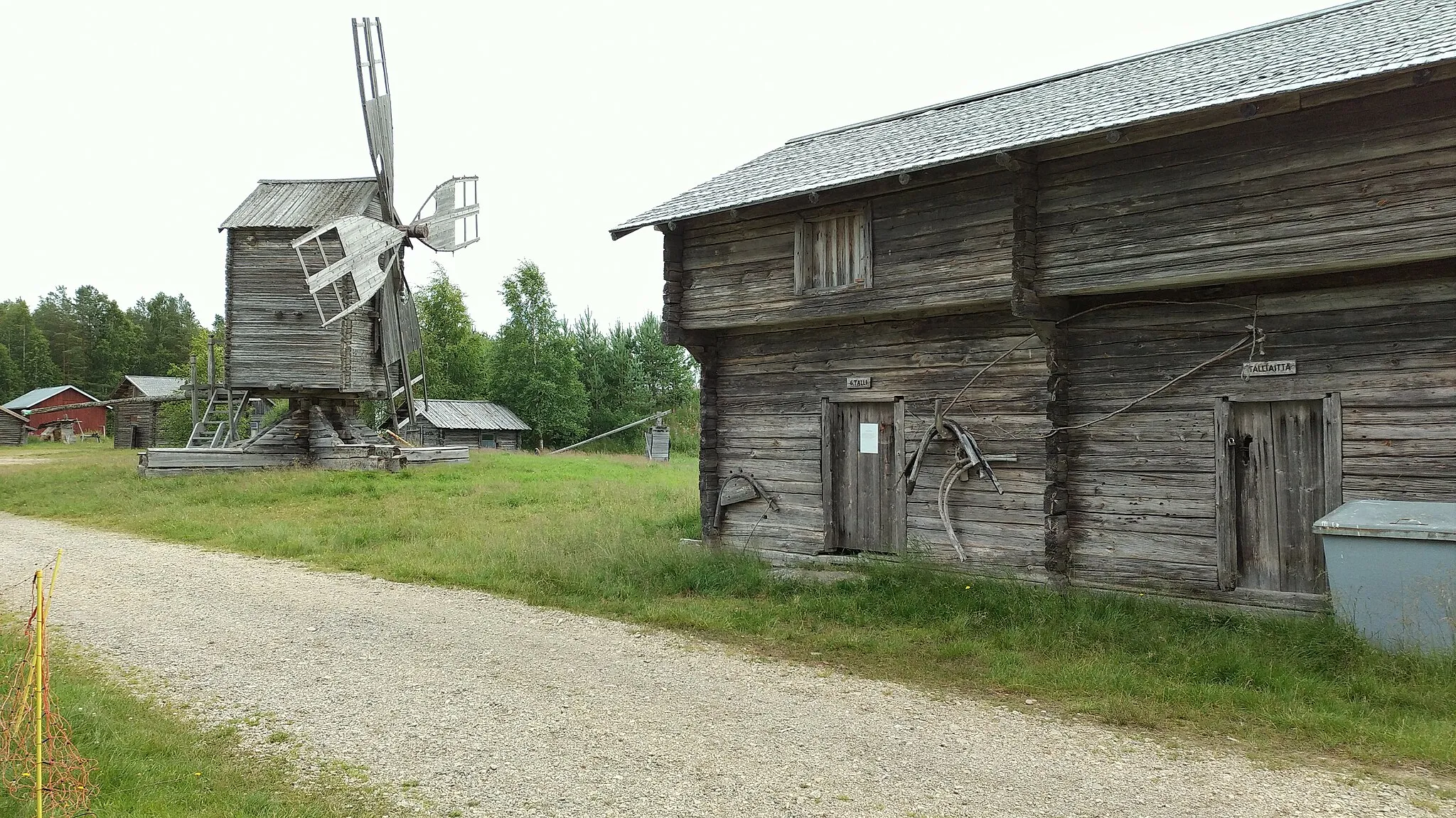 Photo showing: A sight to the Riihipiha museum area in Vuolijoki, Kajaani, Finland.