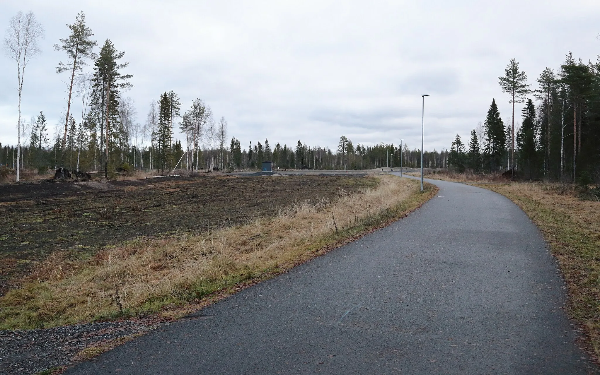 Photo showing: New streets under construction in the Hiukkavaara district of Oulu.