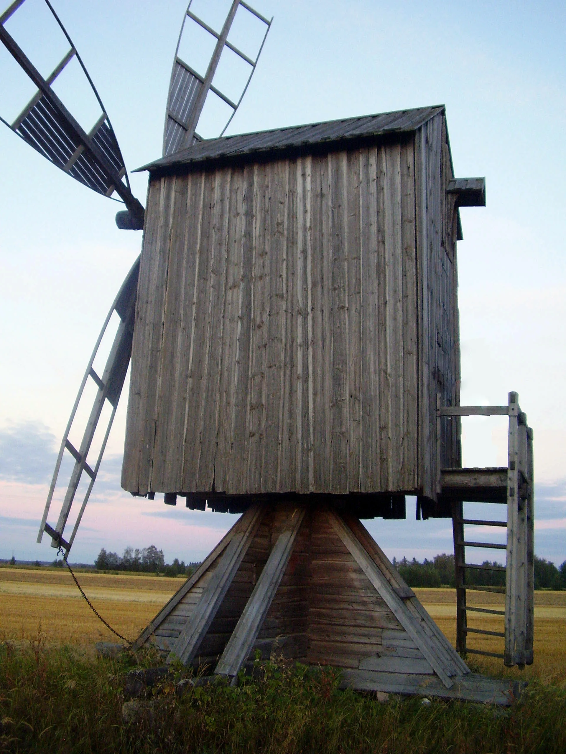 Photo showing: Windmill in Tyrnävä, Finland