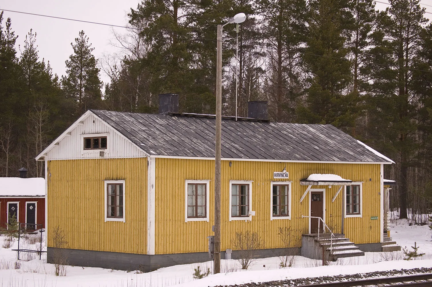 Photo showing: Hirvineva railway station, Hirvineva, Liminka, Finland.