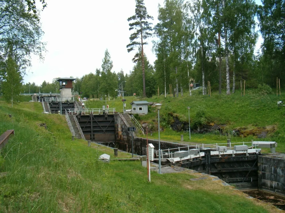 Photo showing: Varistaipale canal, Heinävesi, Finland. The canal has four locks.