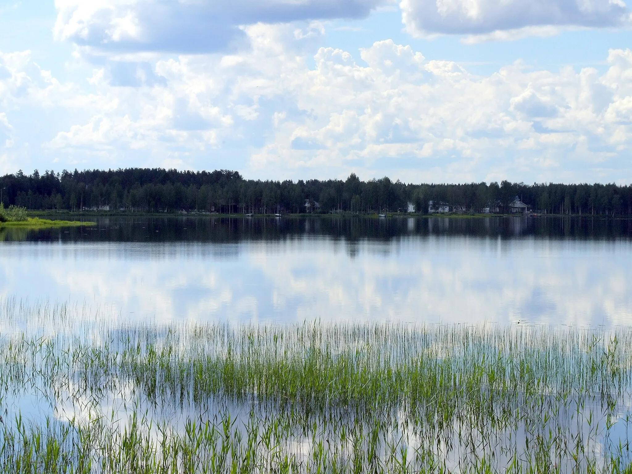Photo showing: The Lake Pyhännänjärvi in Pyhäntä, Finland.