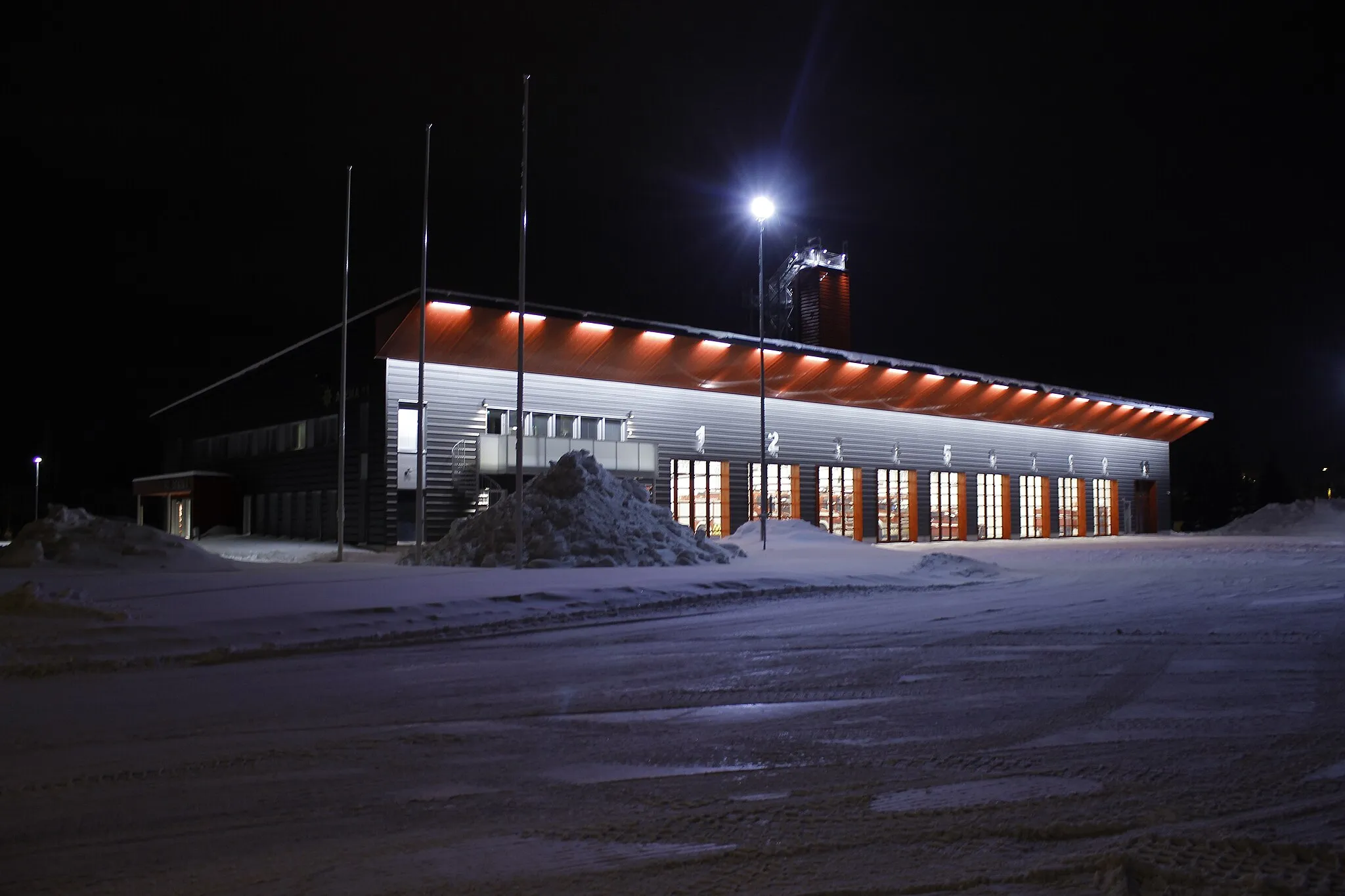 Photo showing: The Kemi fire station in the Tervaharju district has been completed in September 2014.