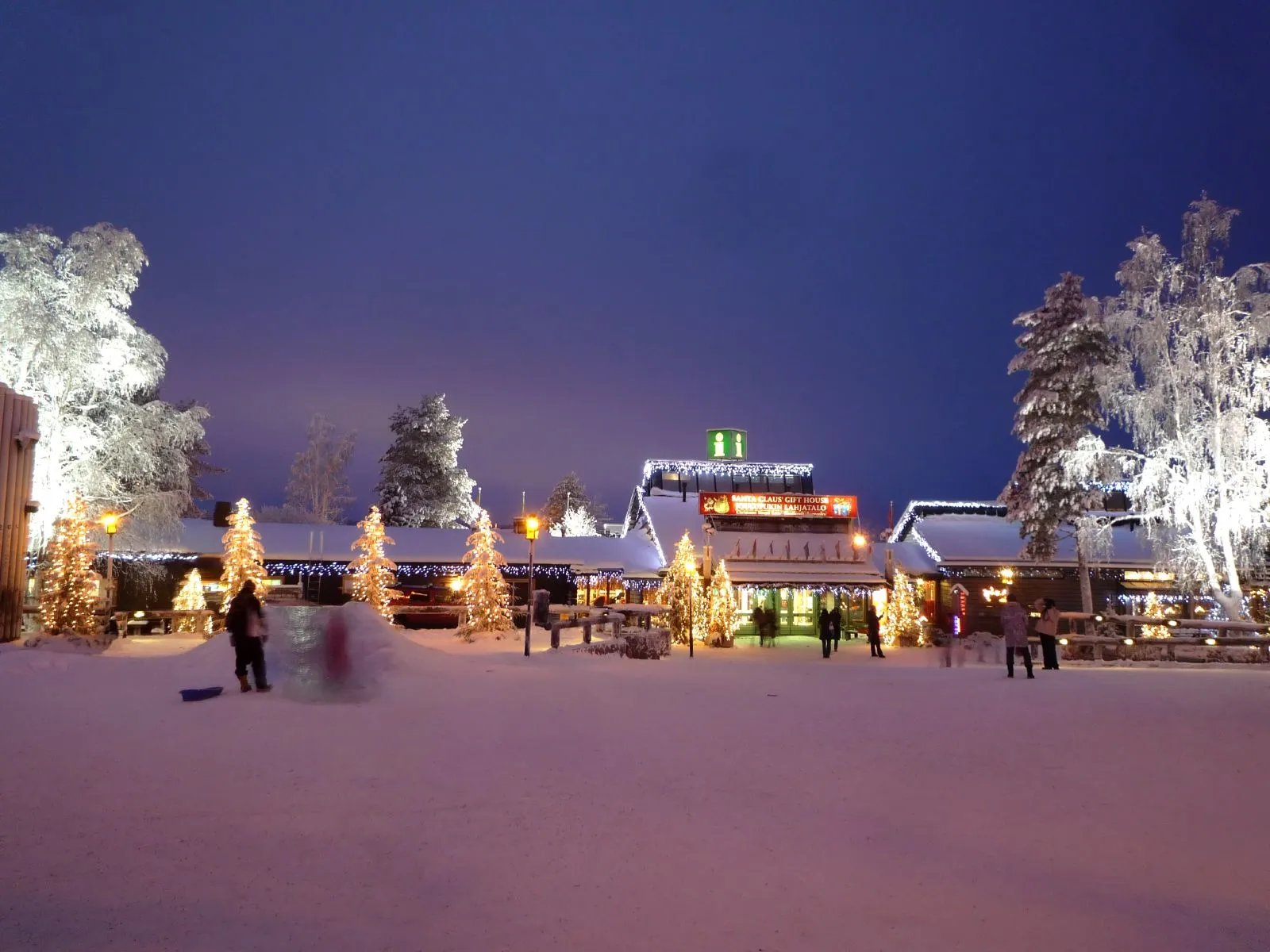 Photo showing: Santa Claus Village in Rovaniemi, Lapland, Finland