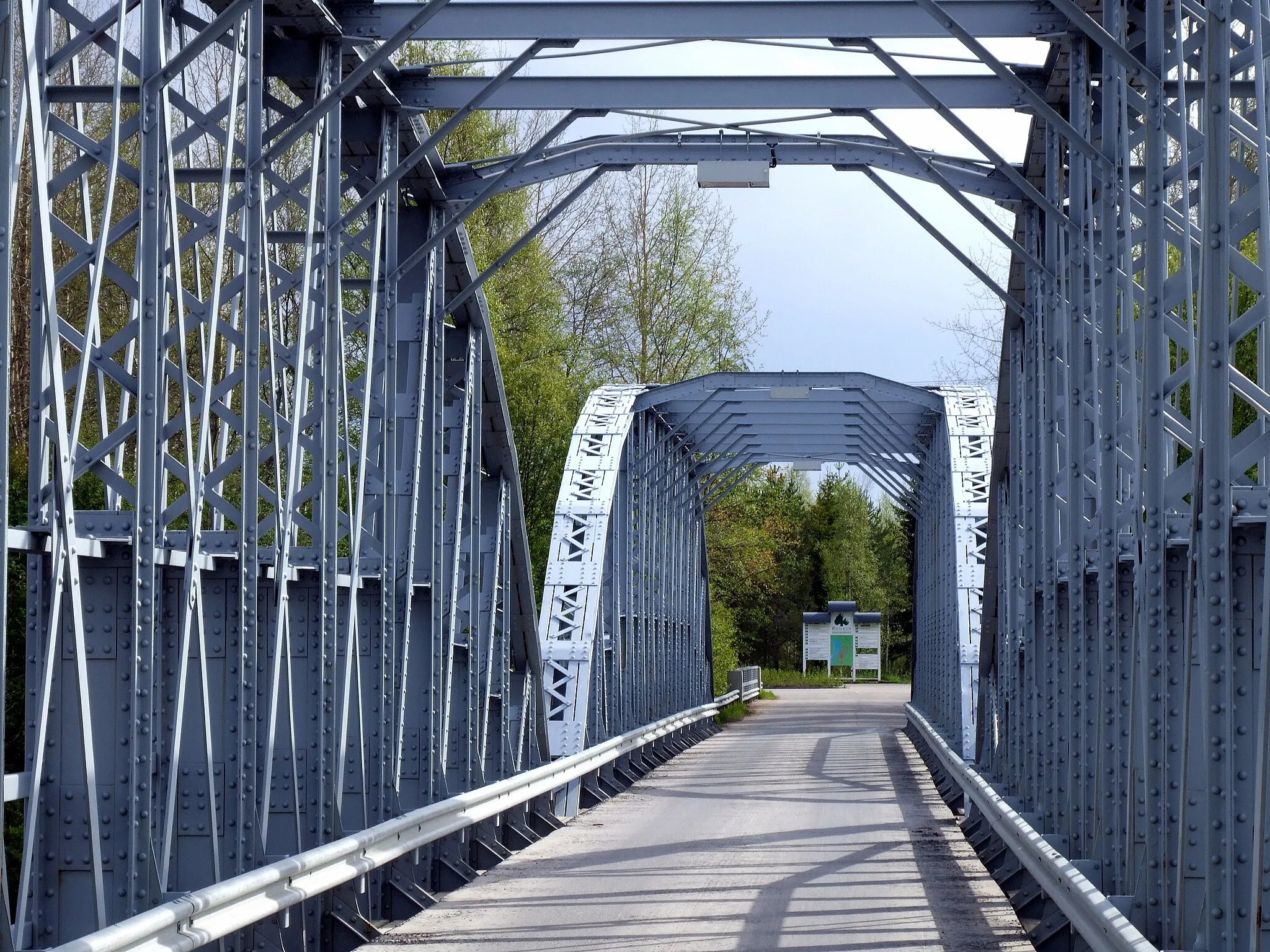 Photo showing: An old bridge in Ruukki village over the Siikajoki river in Siikajoki municipality in Finland.