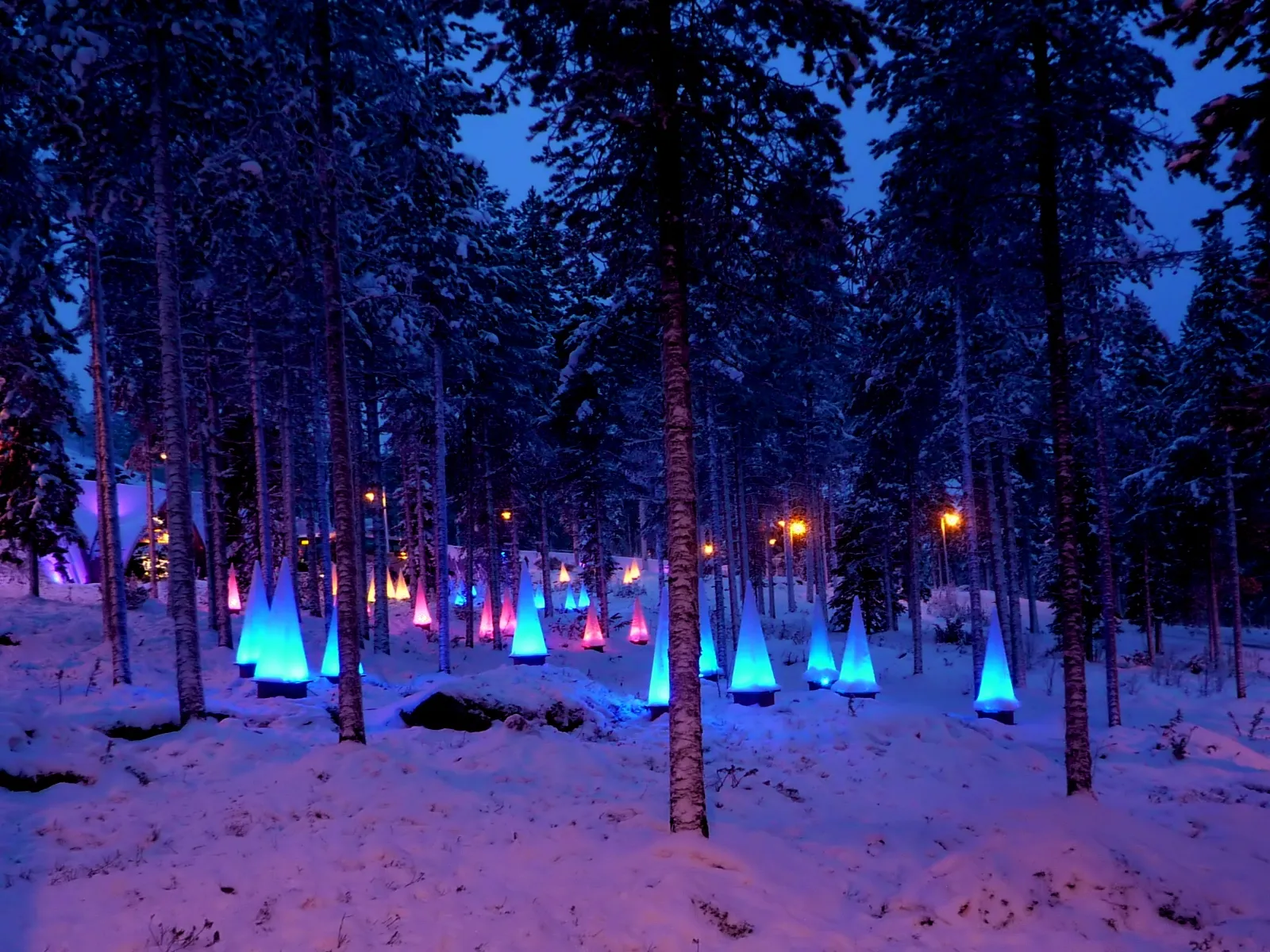 Photo showing: The entrance to Santa Park in Rovaniemi, Lapland, Finland