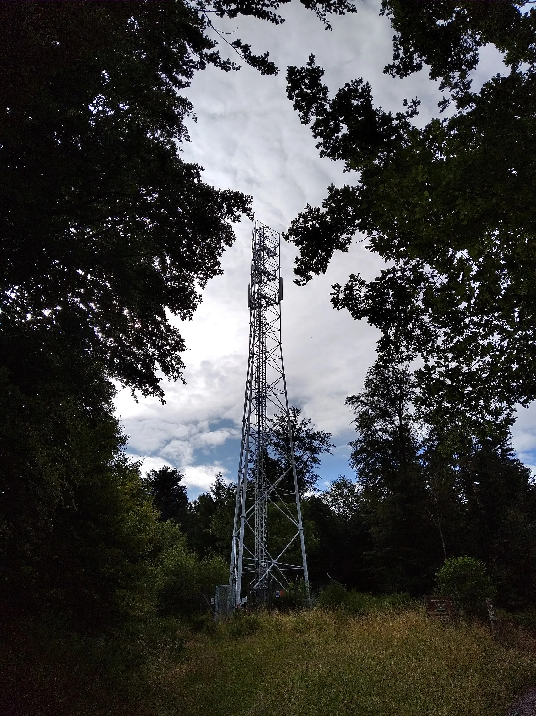 Photo showing: Antenne à la Séboue.