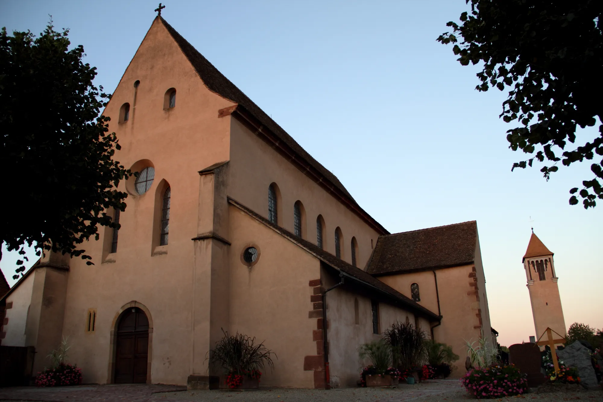 Photo showing: This building is classé au titre des monuments historiques de la France. It is indexed in the base Mérimée, a database of architectural heritage maintained by the French Ministry of Culture, under the references PA00084707 and IA00023089 .