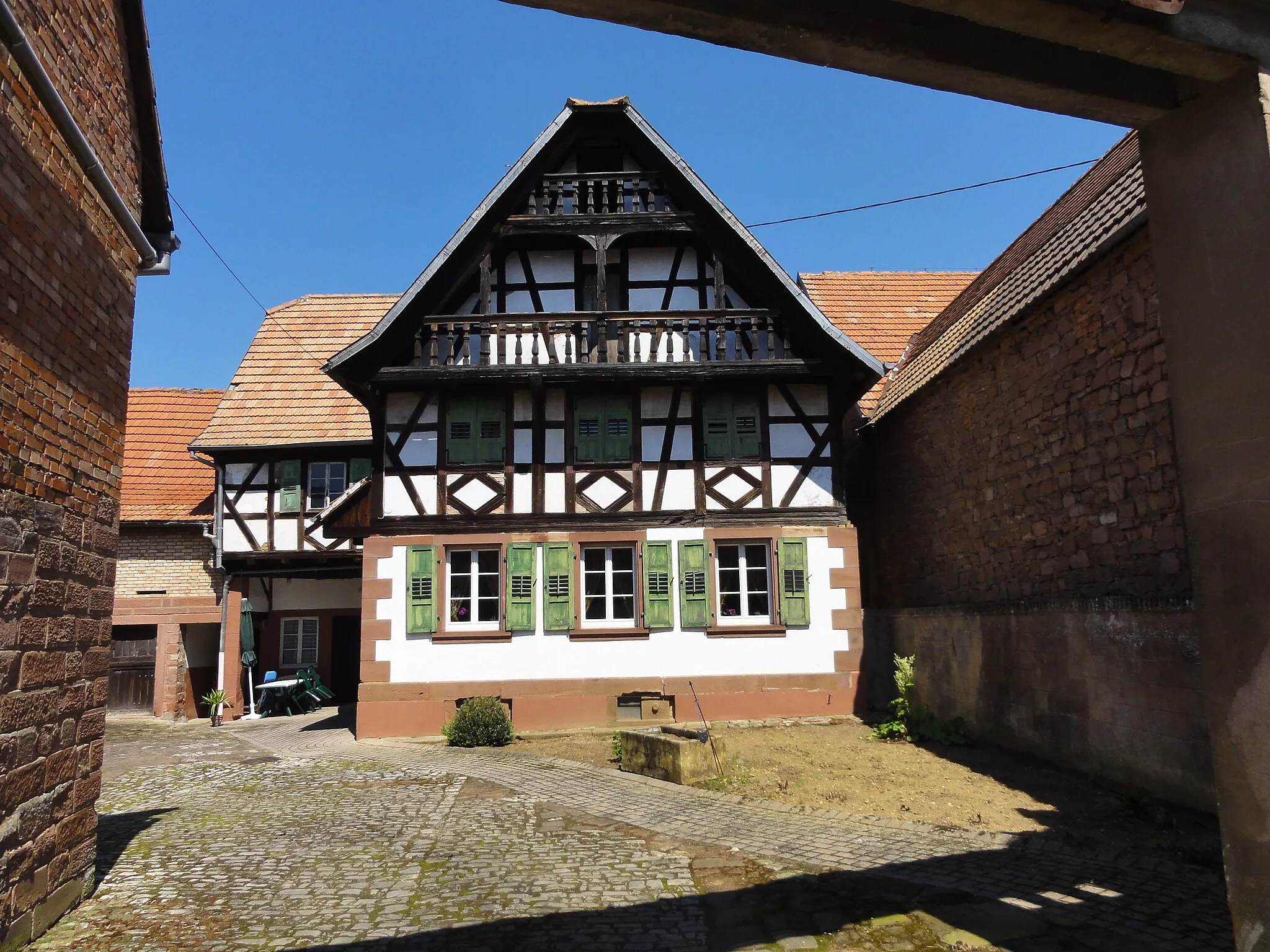 Photo showing: This building is indexed in the base Mérimée, a database of architectural heritage maintained by the French Ministry of Culture, under the reference IA67005038 .