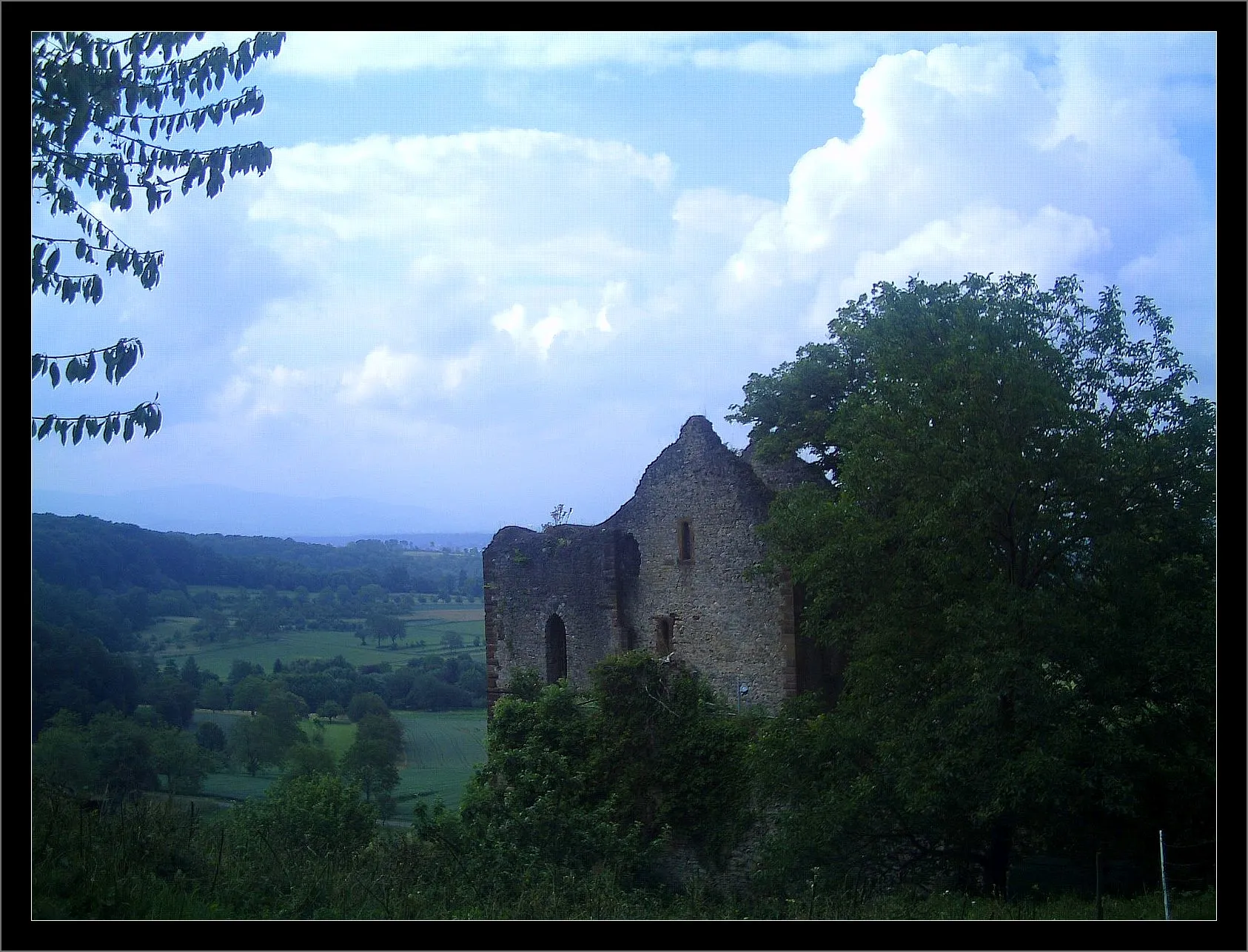 Photo showing: Warlord Castle Landeck burned down 1520, never rebuilt