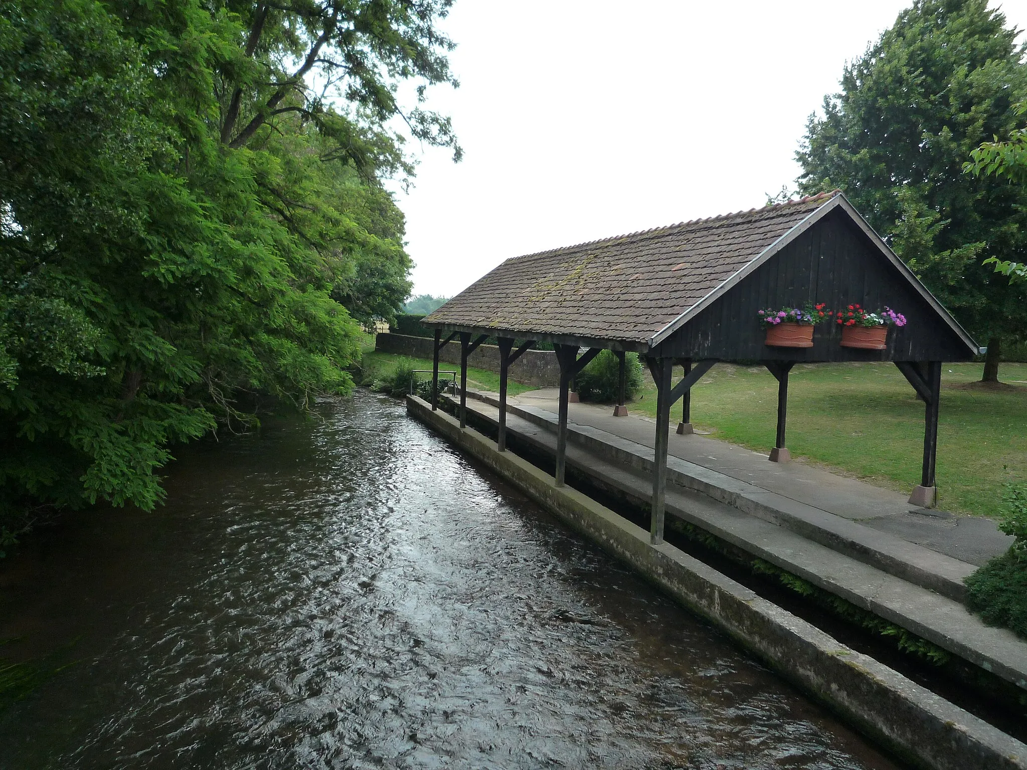 Photo showing: Washhouse at Altenstadt (Wissembourg, France)